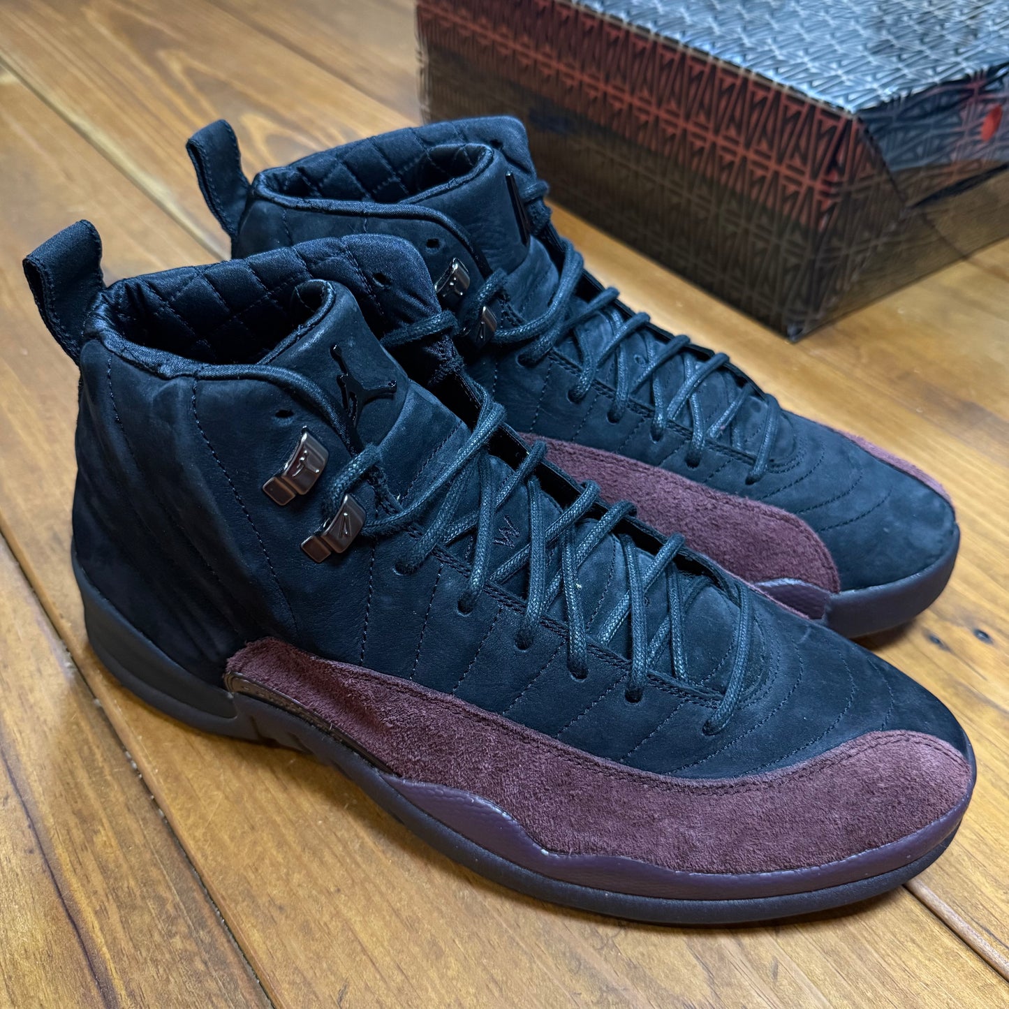 SIZE 13W/11.5M - A Ma Maniére x Wmns Jordan 12 Retro SP 'Black' (Used)