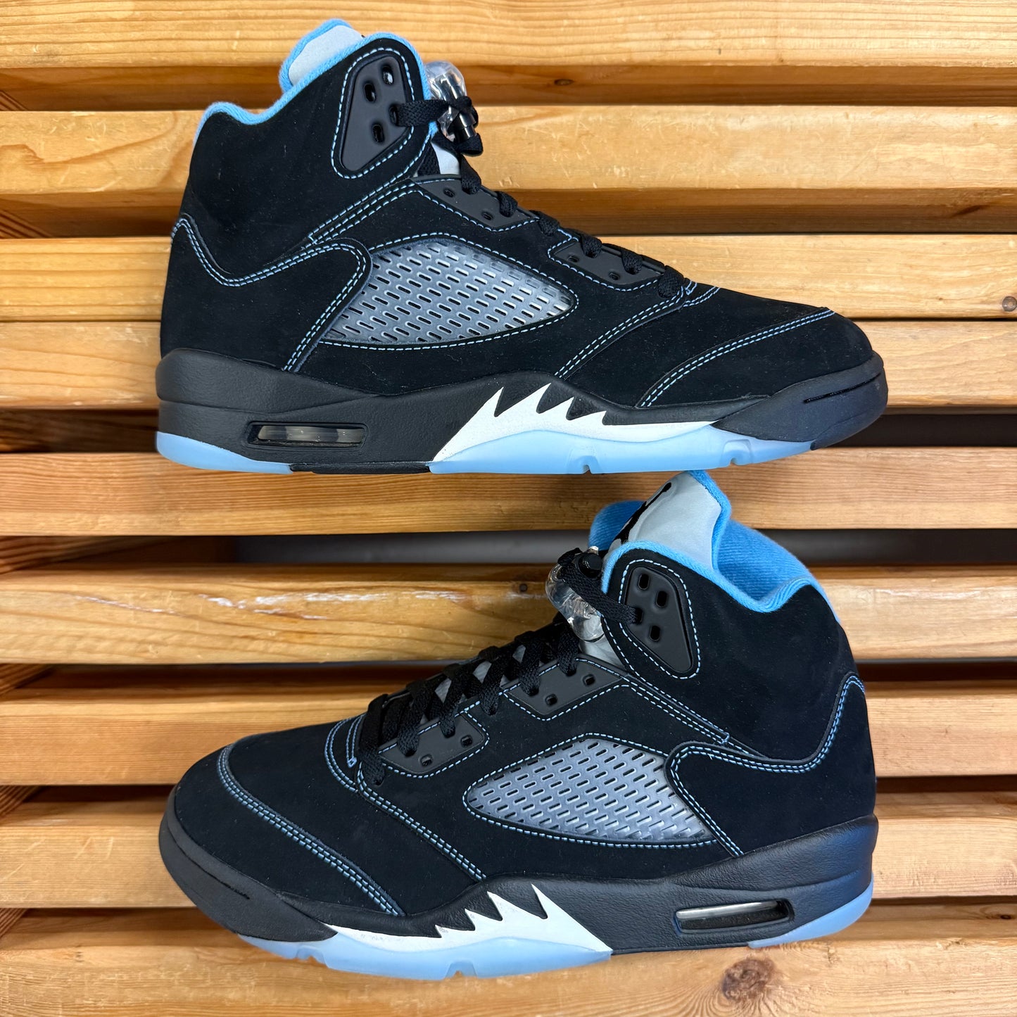 Jordan 5 Retro 'Black Carolina / UNC' 2026 (Used/No Box) - Size 9