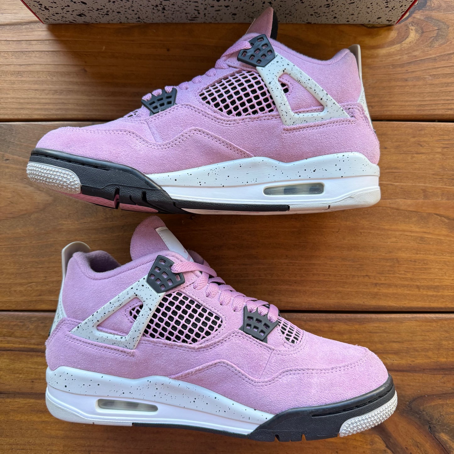 SIZE 9.5W/8M - Wmns Jordan 4 Retro 'Orchid' (Used)