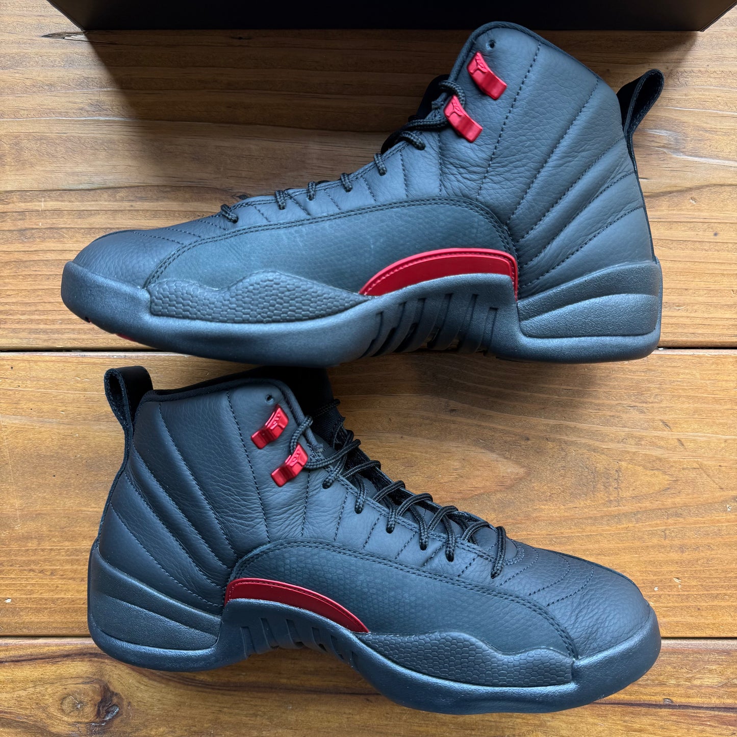 Size 9.5 - Jordan 12 Retro 'Bloodline' (Used)
