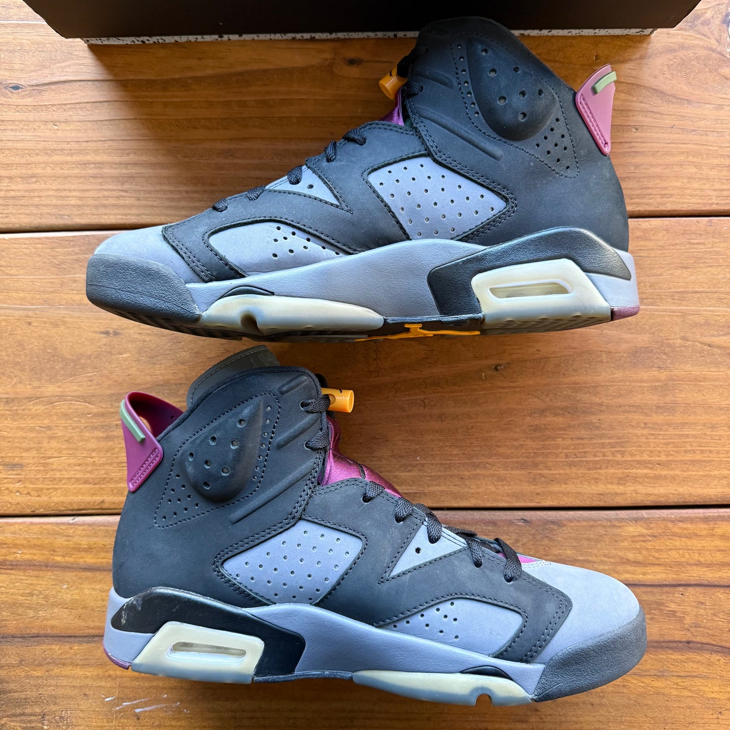 Size 9 - Jordan 6 Retro 'Bordeaux' (Used)