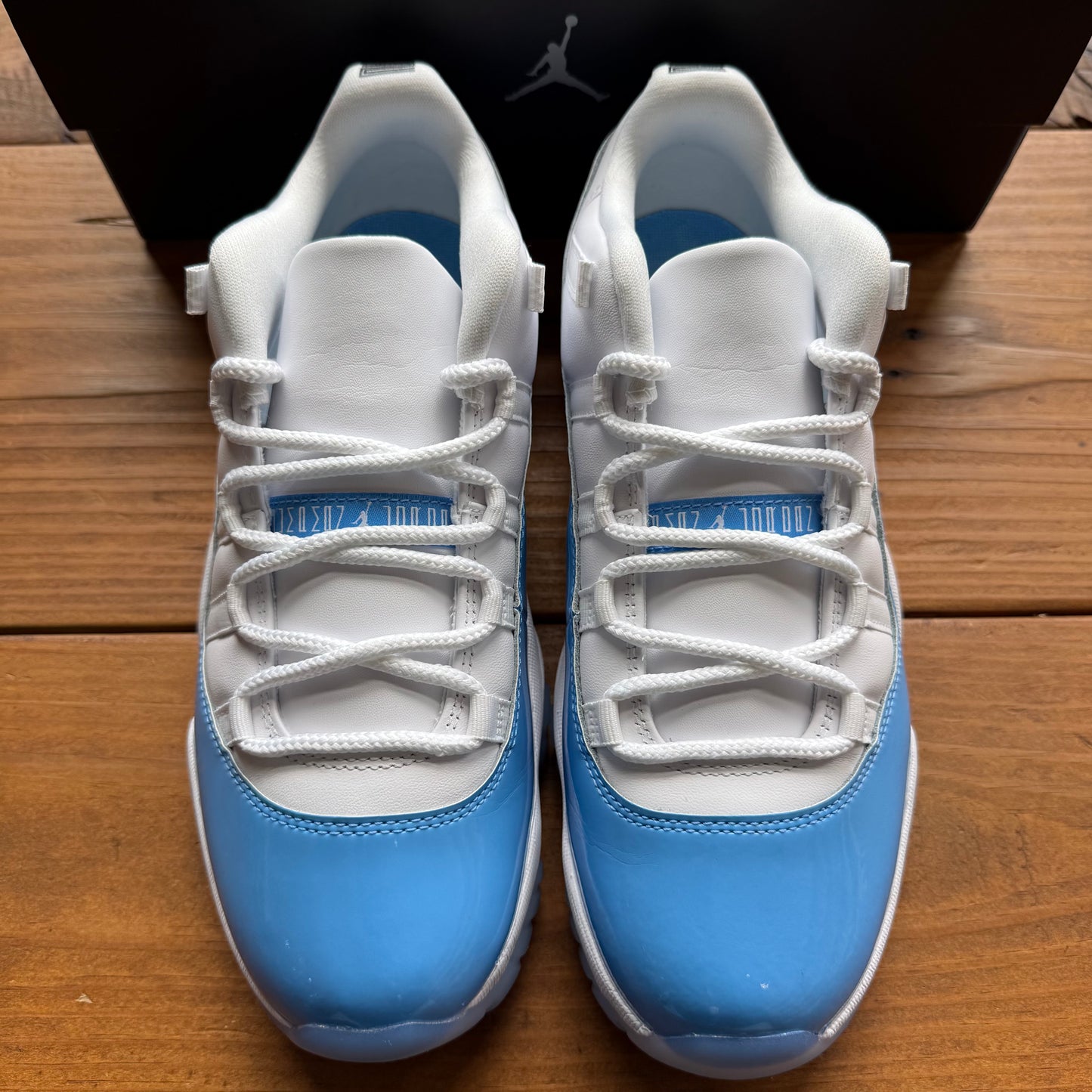 Size 9.5 - Jordan 11 Retro Low 'UNC' 2026 (Used)