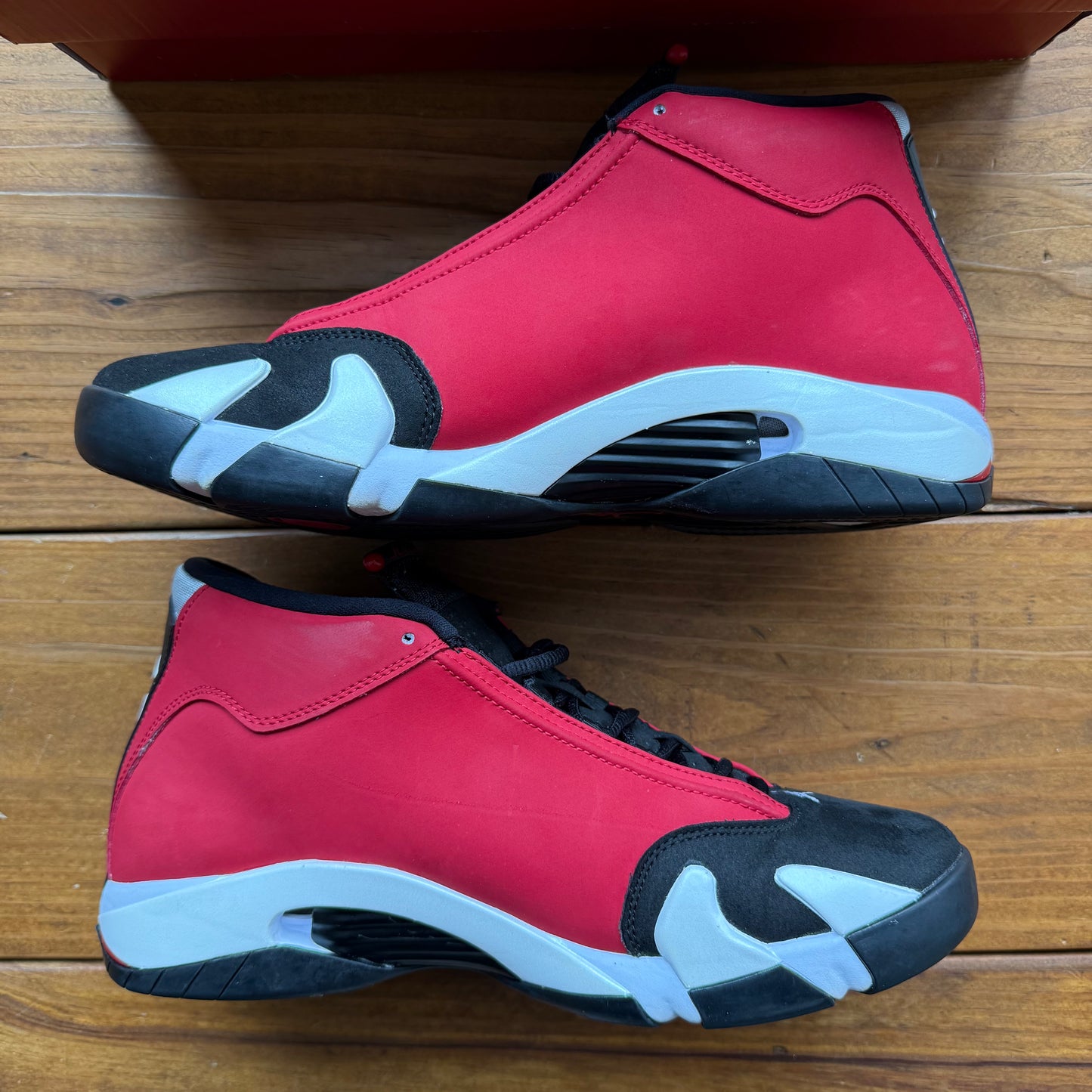 Größe 44,5 - Jordan 14 Retro 'Gym Red' (Gebraucht)