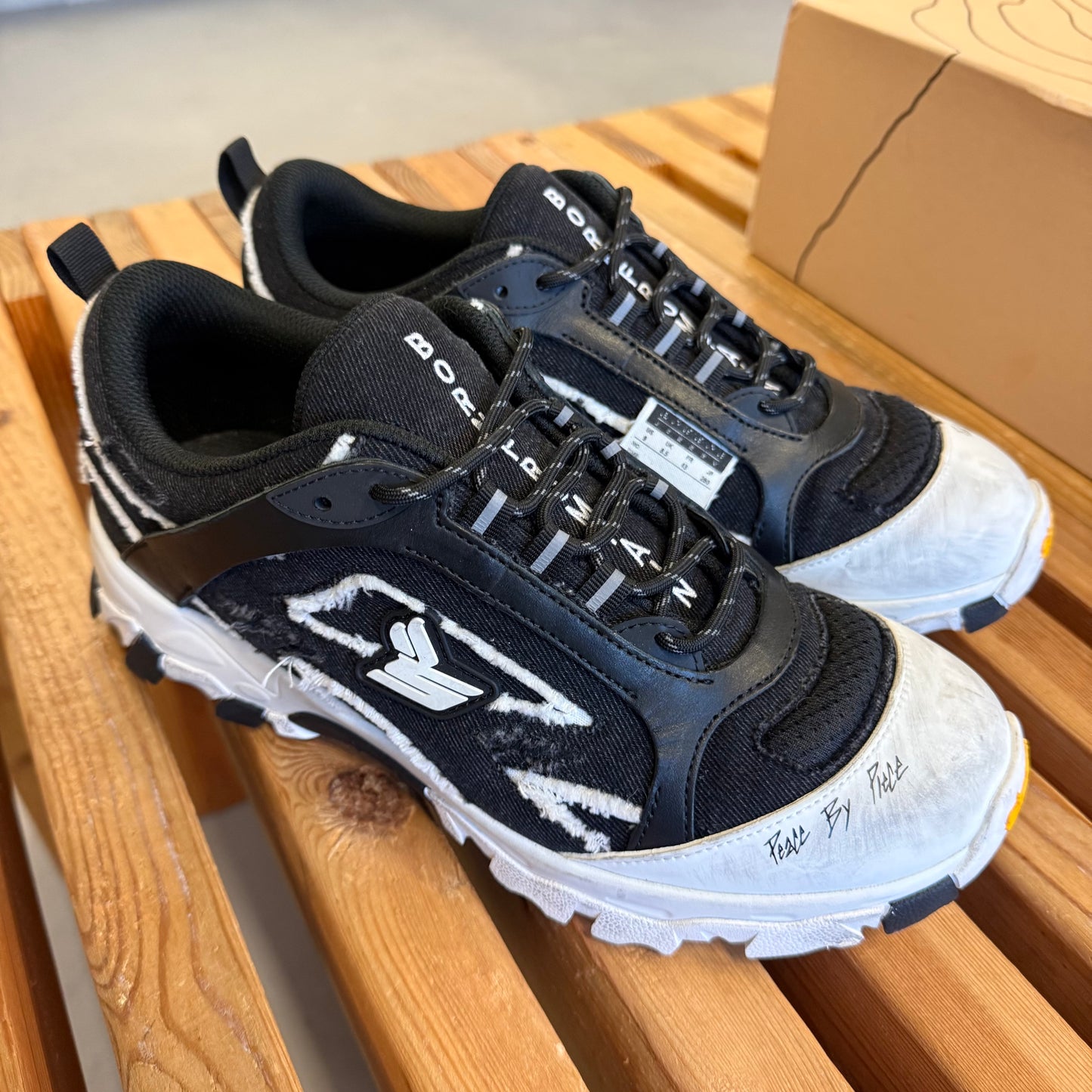 Size 9 - Sicko x Vessel Hiking Shoes Black/White (Used)
