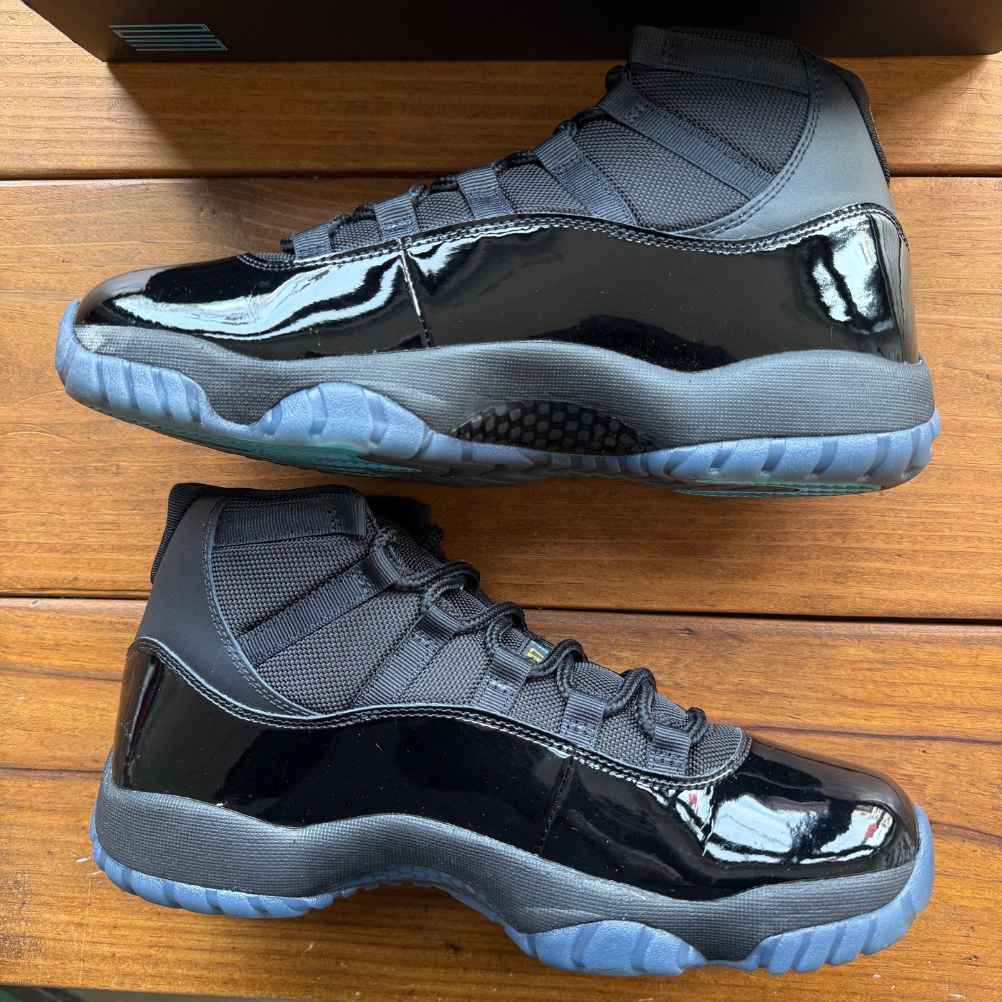 SIZE 10 - Jordan 11 Retro 'Gamma Blue' 2025 (Used)