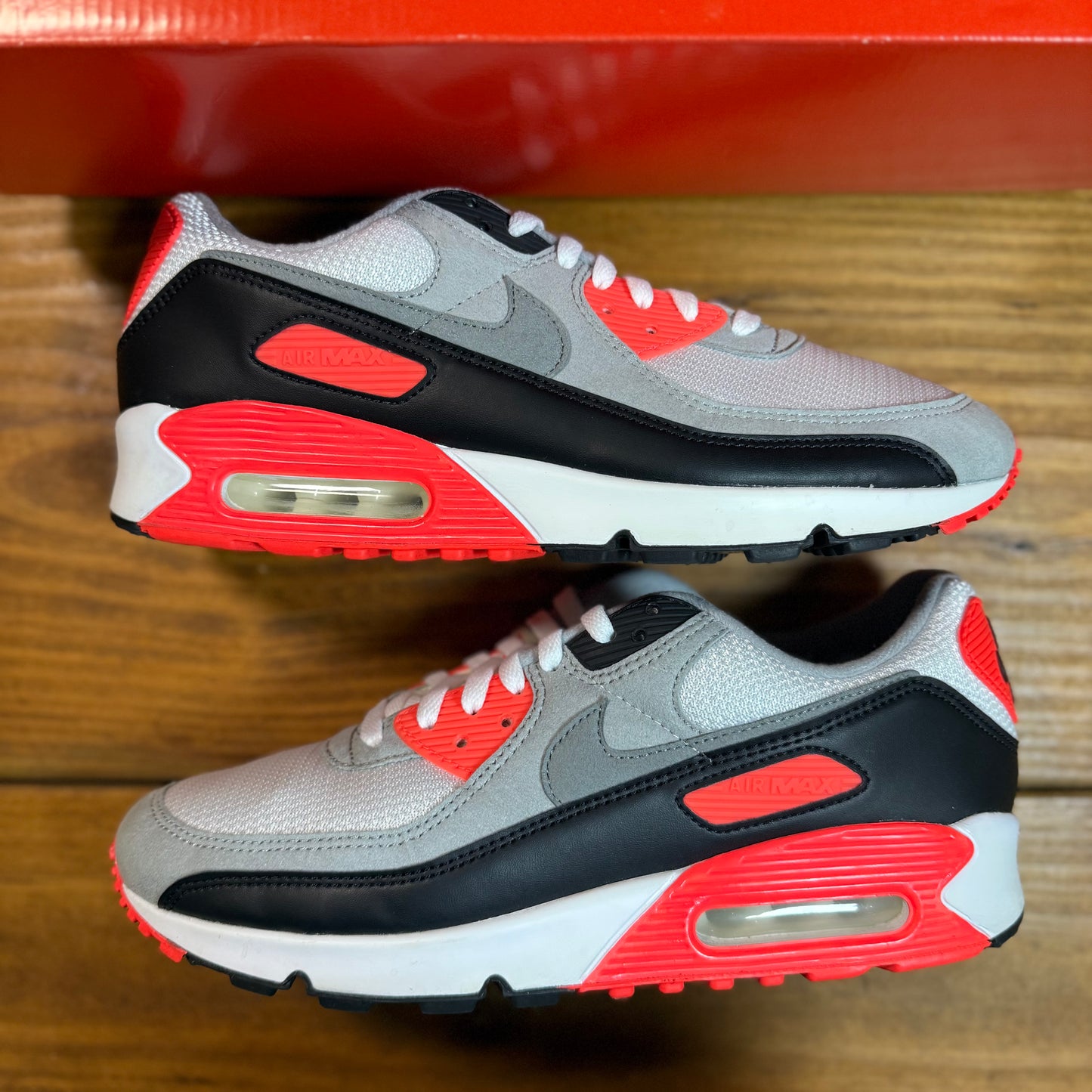 SIZE 10.5 - Air Max 90 'Infrared' 2020 (Used)