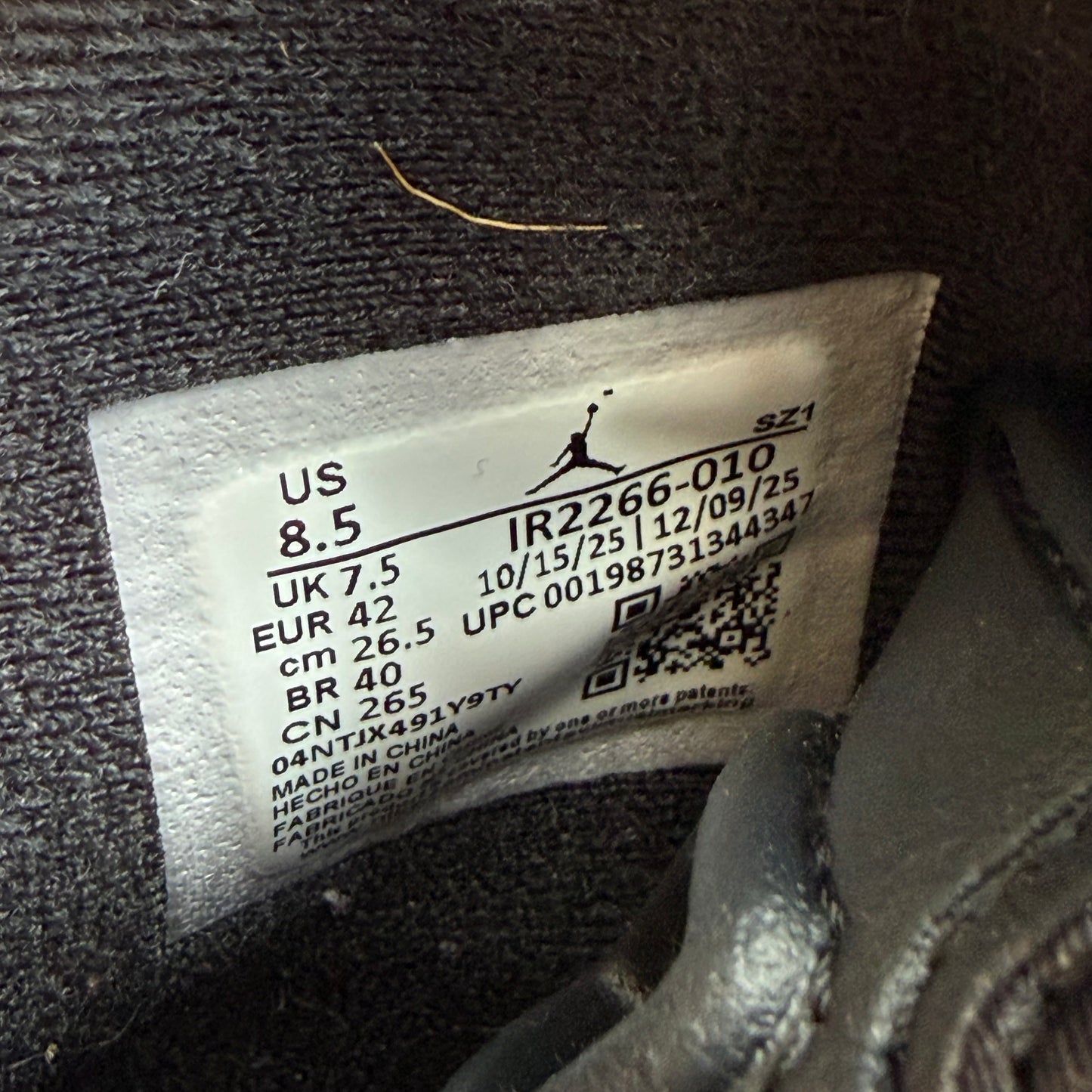 Size 8.5 - Jordan 6 Retro 'Cap and Gown' (Used)