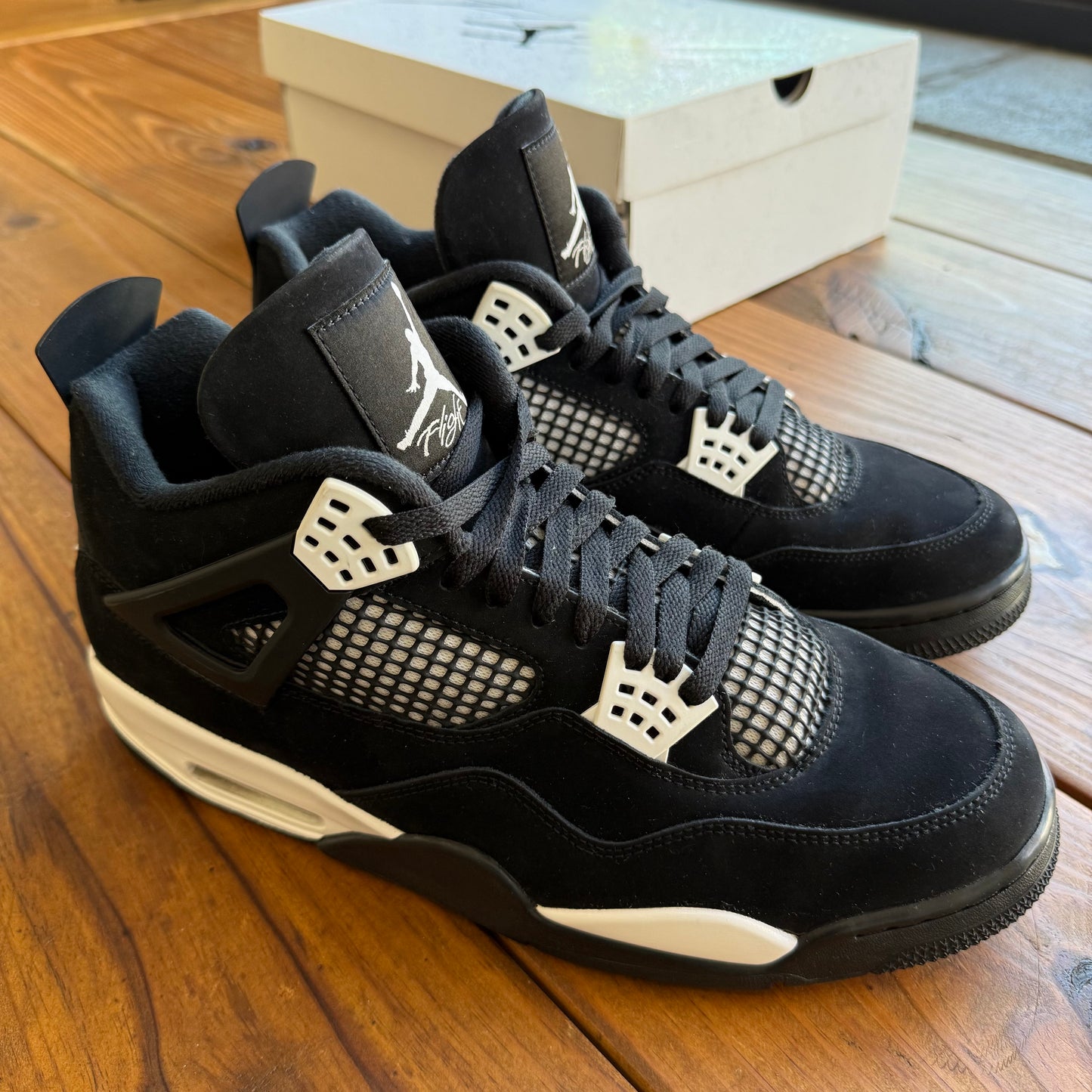 Talla 13 - Jordan 4 Retro 'White Thunder' (Usadas)