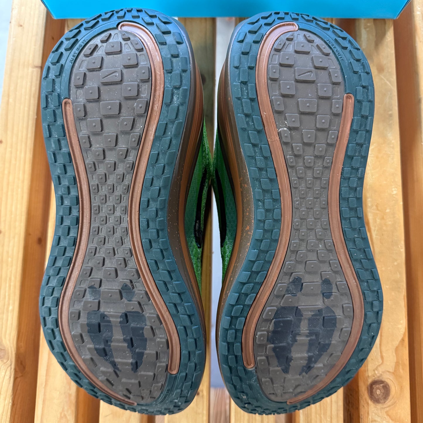 Size 11W/9.5M - Nike Wmns Vomero Plus 'Doernbecher' 2026 (Used)