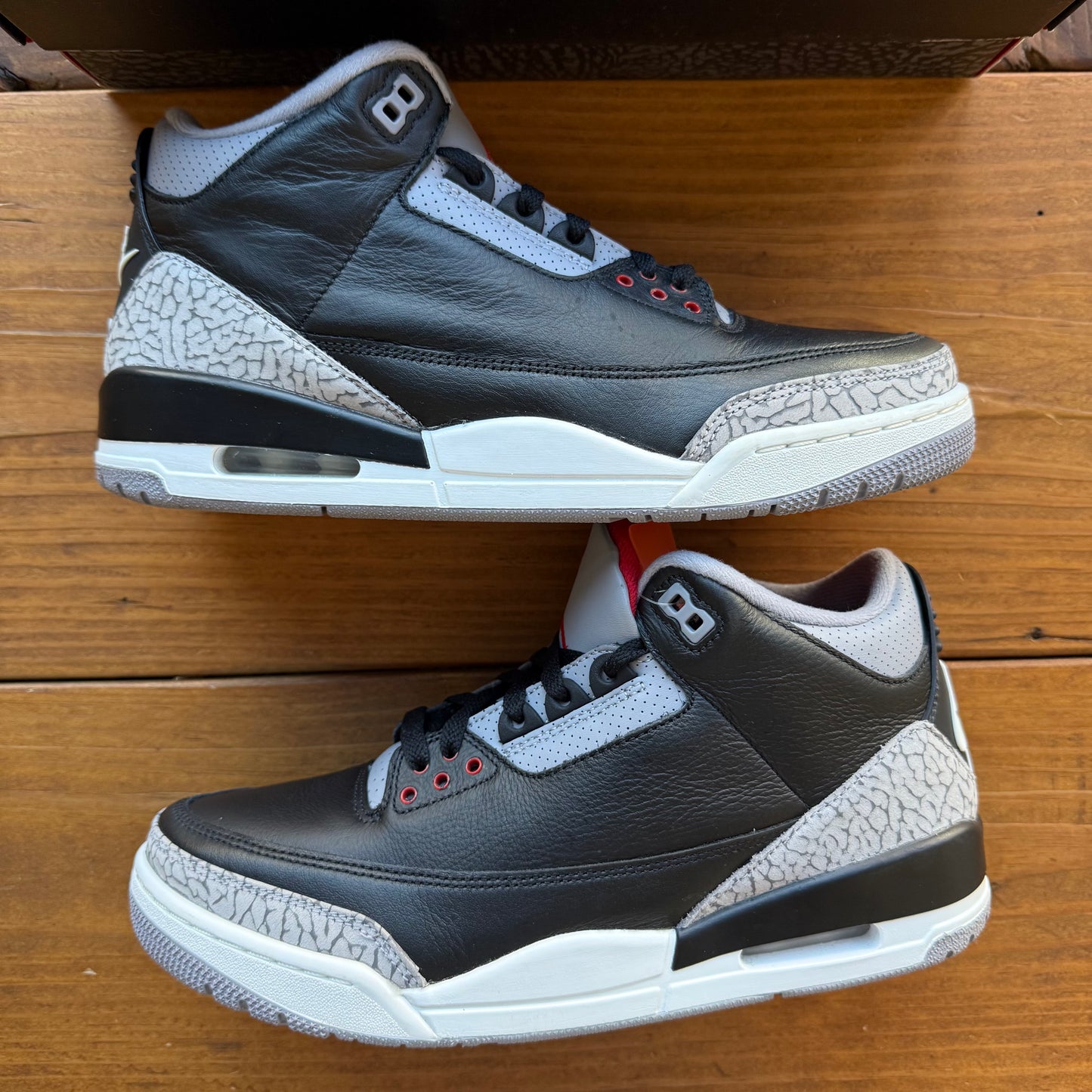 SIZE 10 - Jordan 3 Retro OG 'Black Cement' 2024 (Used)