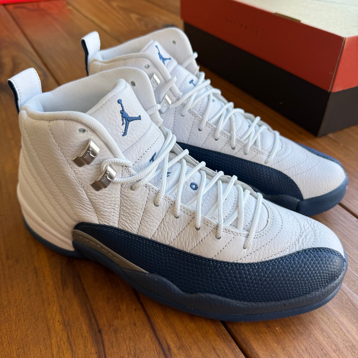 Größe 8.5 – Jordan 12 Retro 'French Blue' 2025 (Gebraucht)