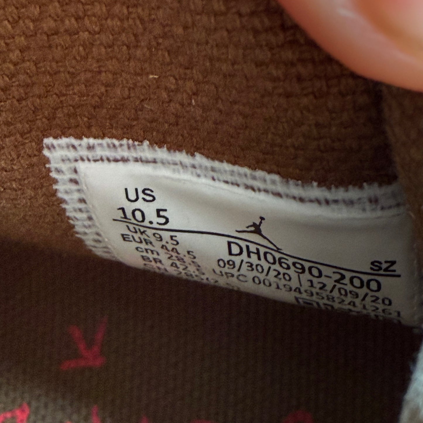 Größe 10.5 – Travis Scott x Jordan 6 Retro 'British Khaki' (Gebraucht)