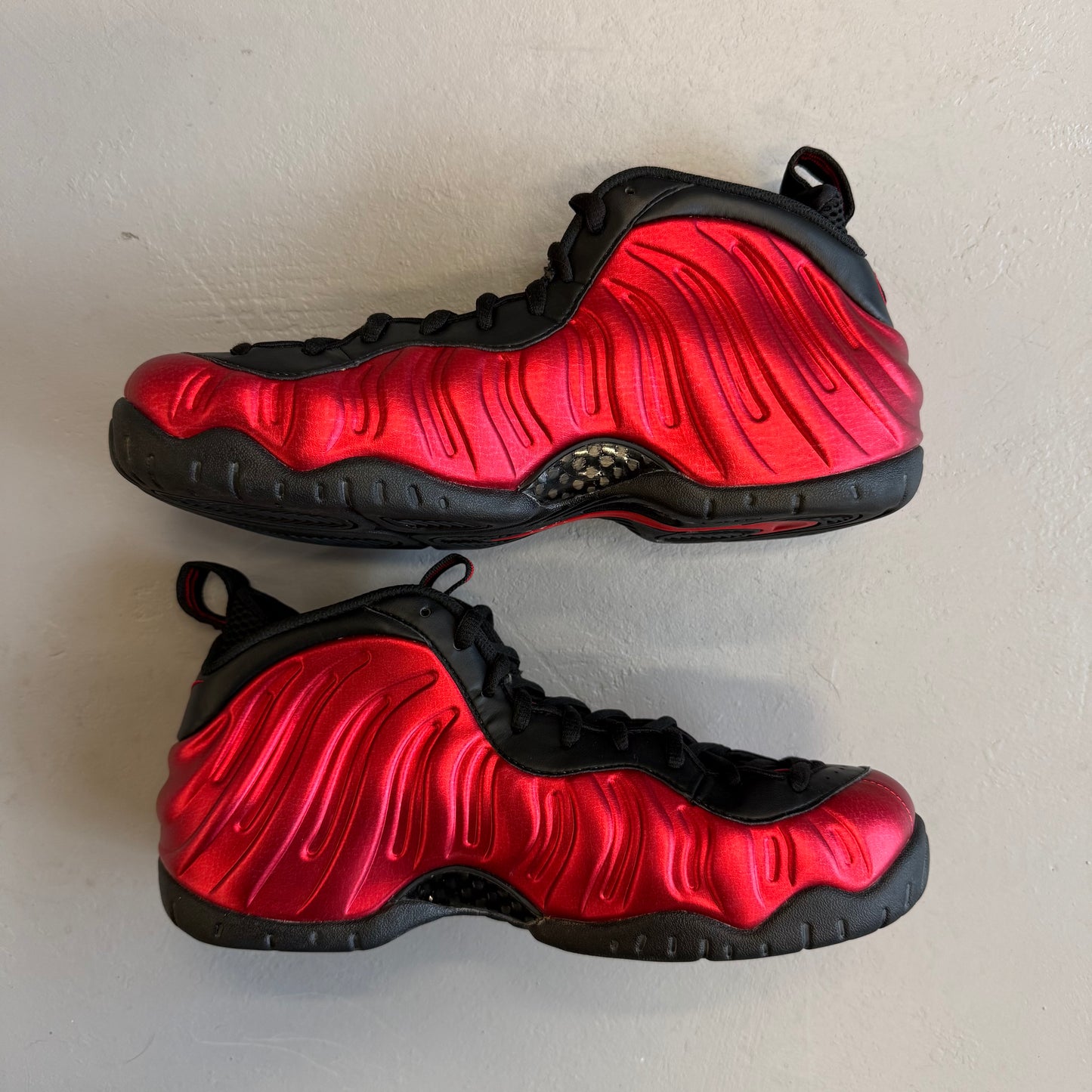 Size 10 - Air Foamposite Pro 'University Red' 2016 (Used/No Box)
