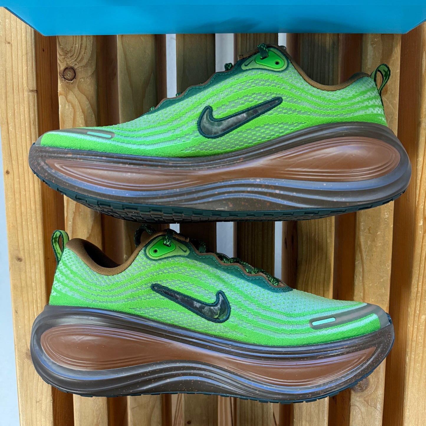 Size 11W/9.5M - Nike Wmns Vomero Plus 'Doernbecher' 2026 (Used)