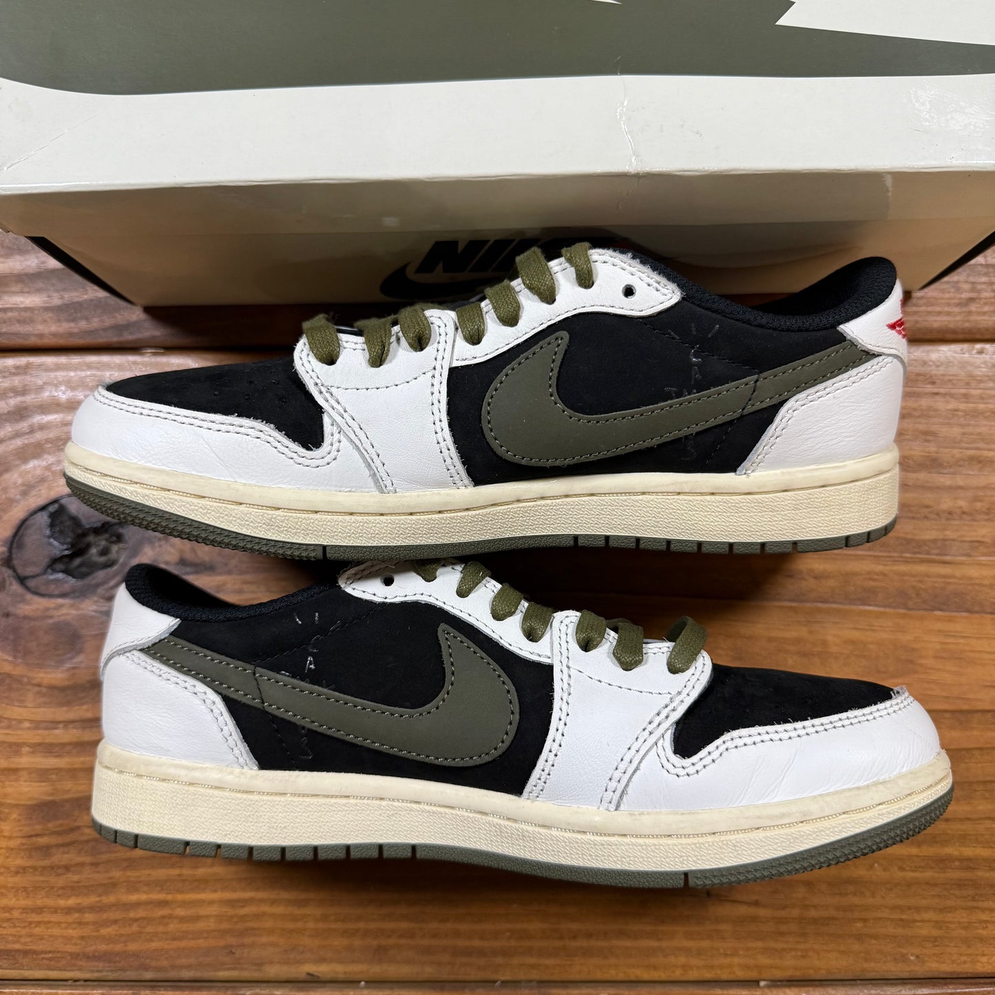 SIZE 6.5W/5M - Travis Scott x Wmns Jordan 1 Retro Low OG SP 'Olive' (Used)
