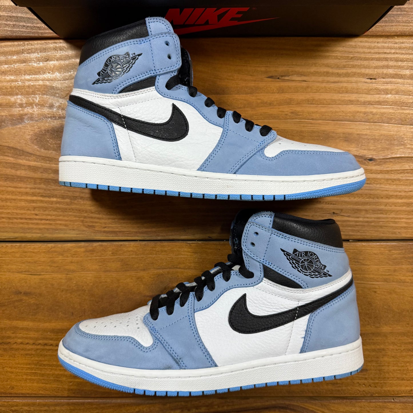 SIZE 11 - Jordan 1 Retro High OG 'University Blue' (Used)