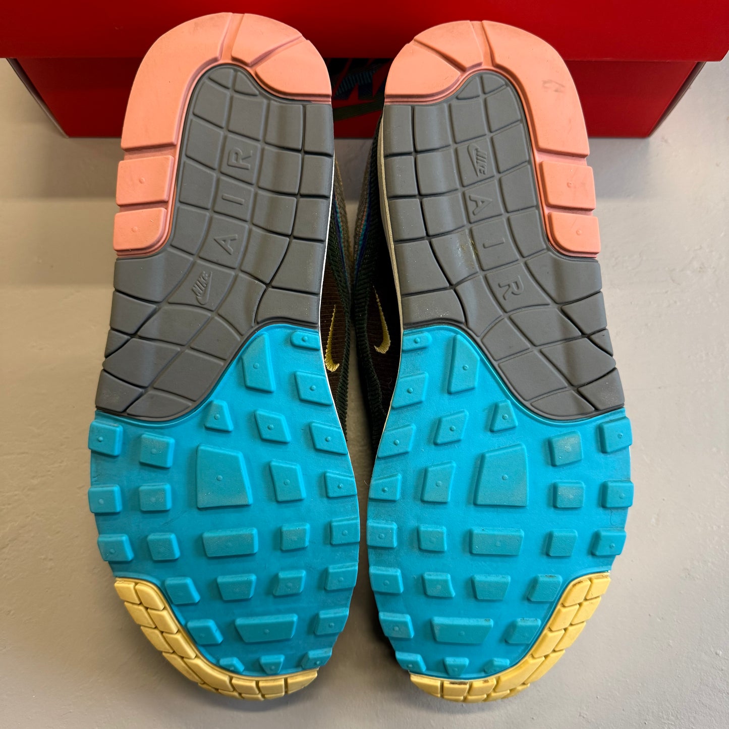 Size 10.5 - Sean Wotherspoon x Air Max 1/97 (Used)