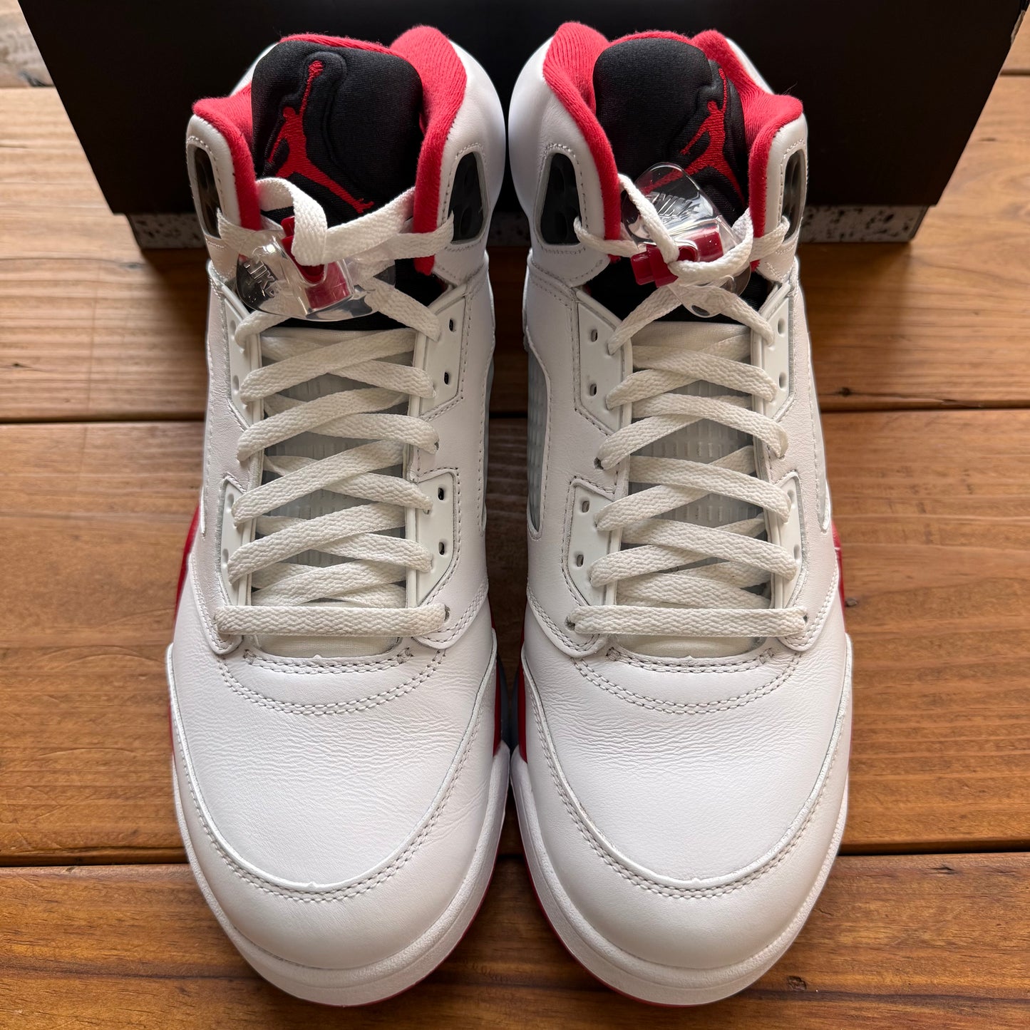 Size 11 - Jordan 5 Retro 'Fire Red' 2025 (Used)