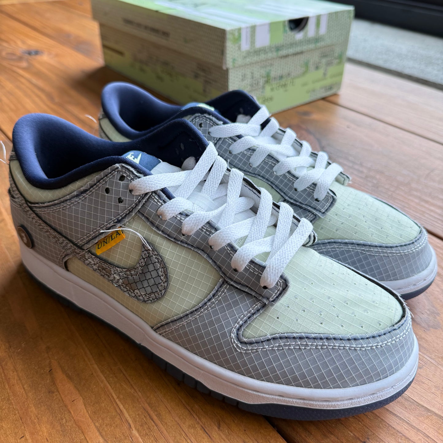 SIZE 8 - Union LA x Dunk Low 'Passport Pack - Pistachio' (Used)