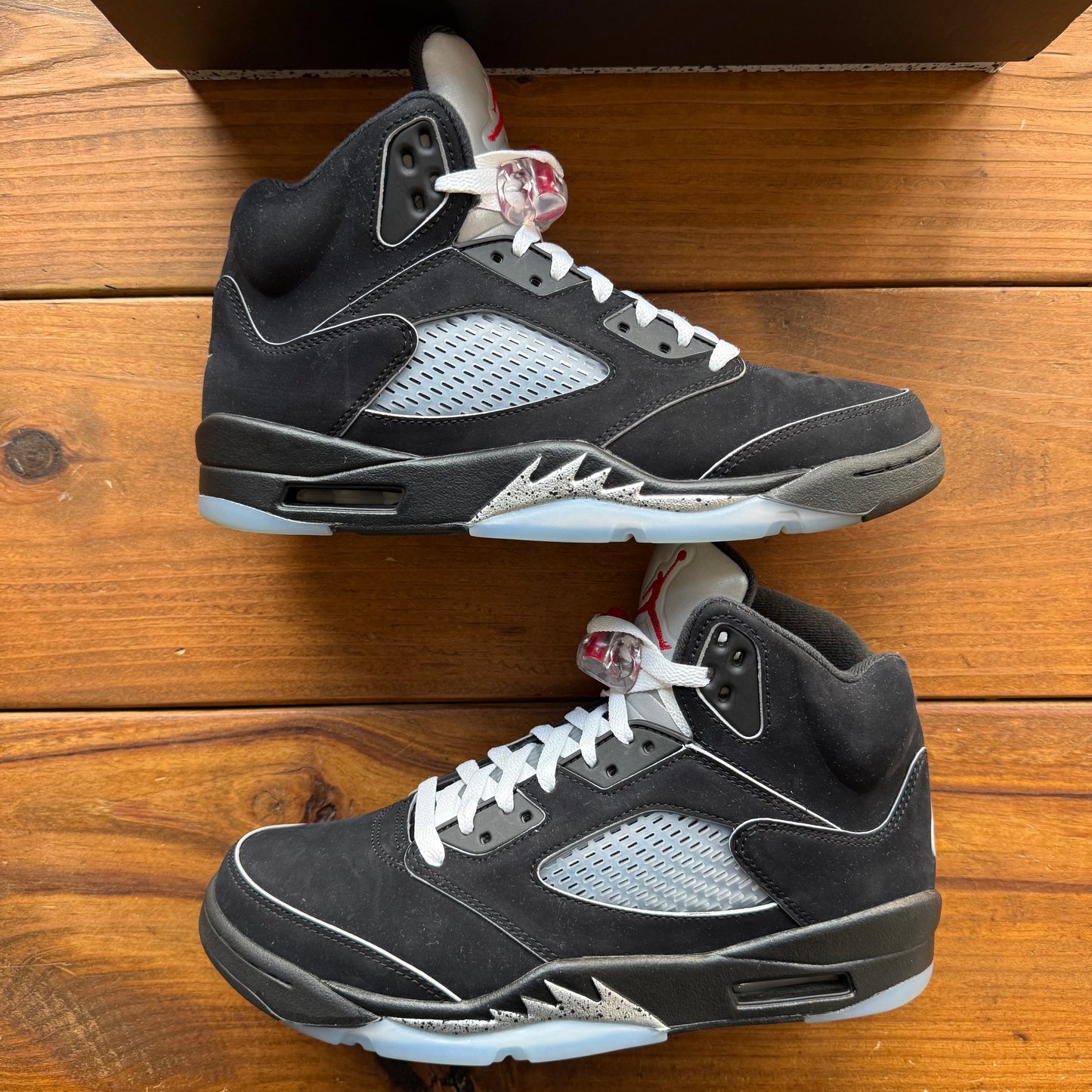 Size 8.5 - Jordan 5 Retro OG 'Black Metallic Reimagined' (Used)