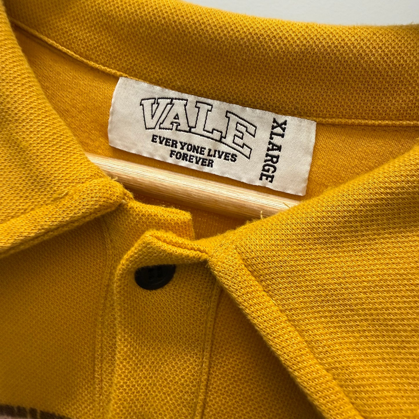 Vale Forever Horse Racer Polo (Pre-Owned) - XL
