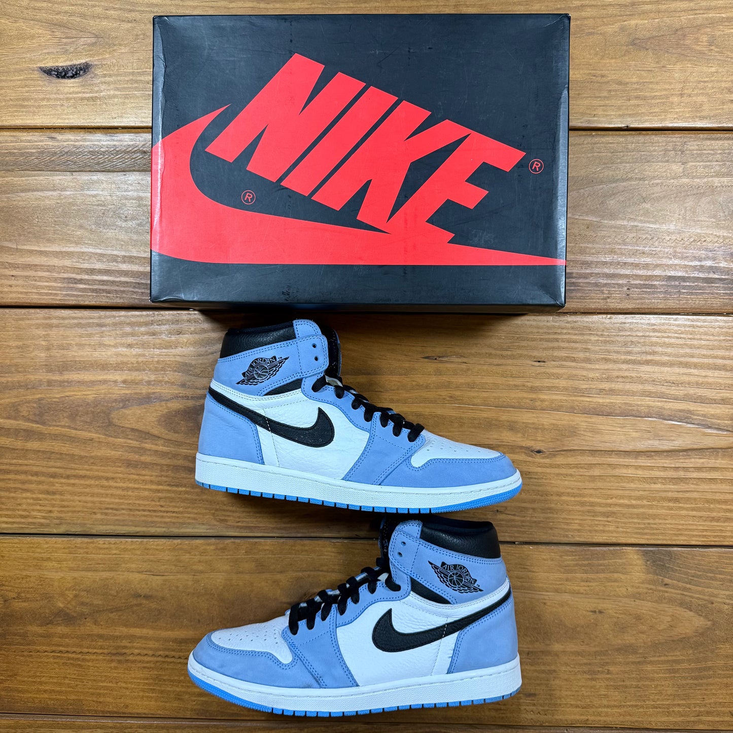 SIZE 11 - Jordan 1 Retro High OG 'University Blue' (Used)