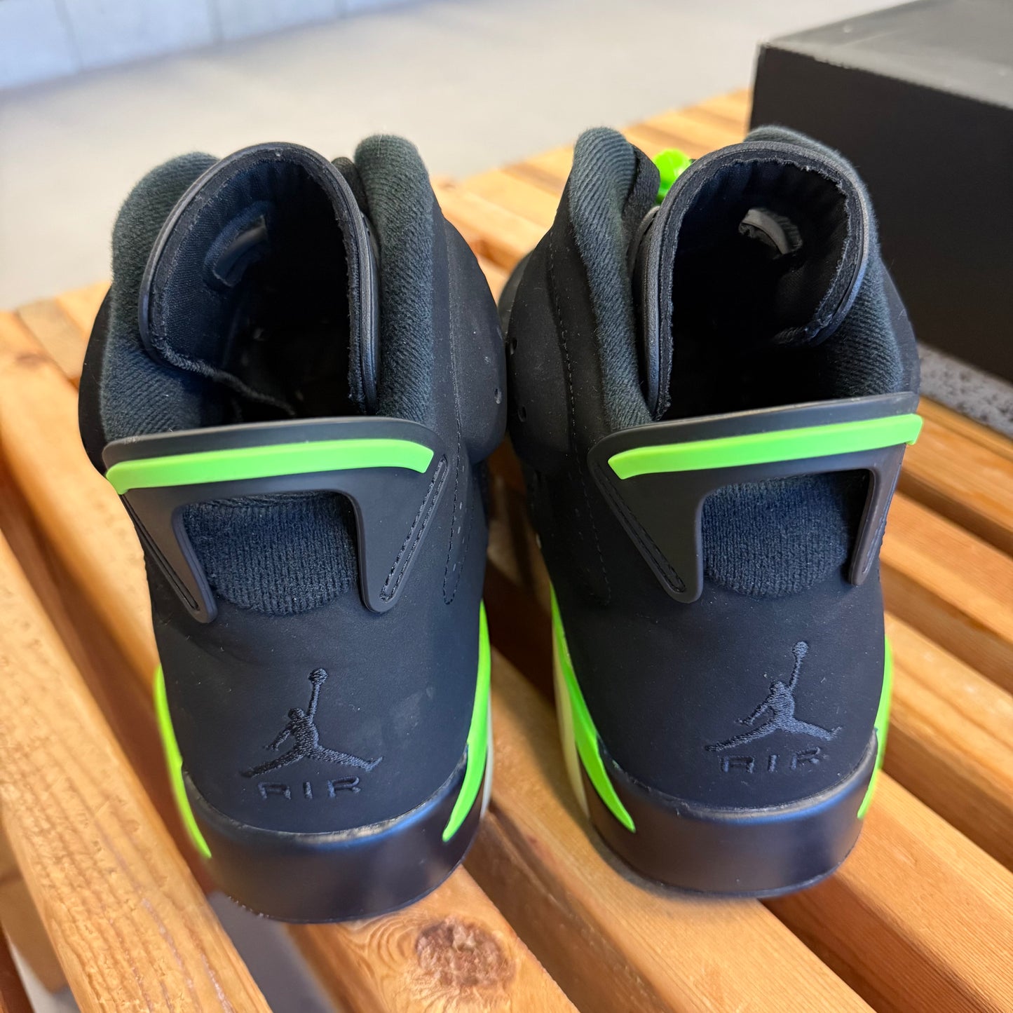 Size 11 - Jordan 6 Retro 'Electric Green' (Used)