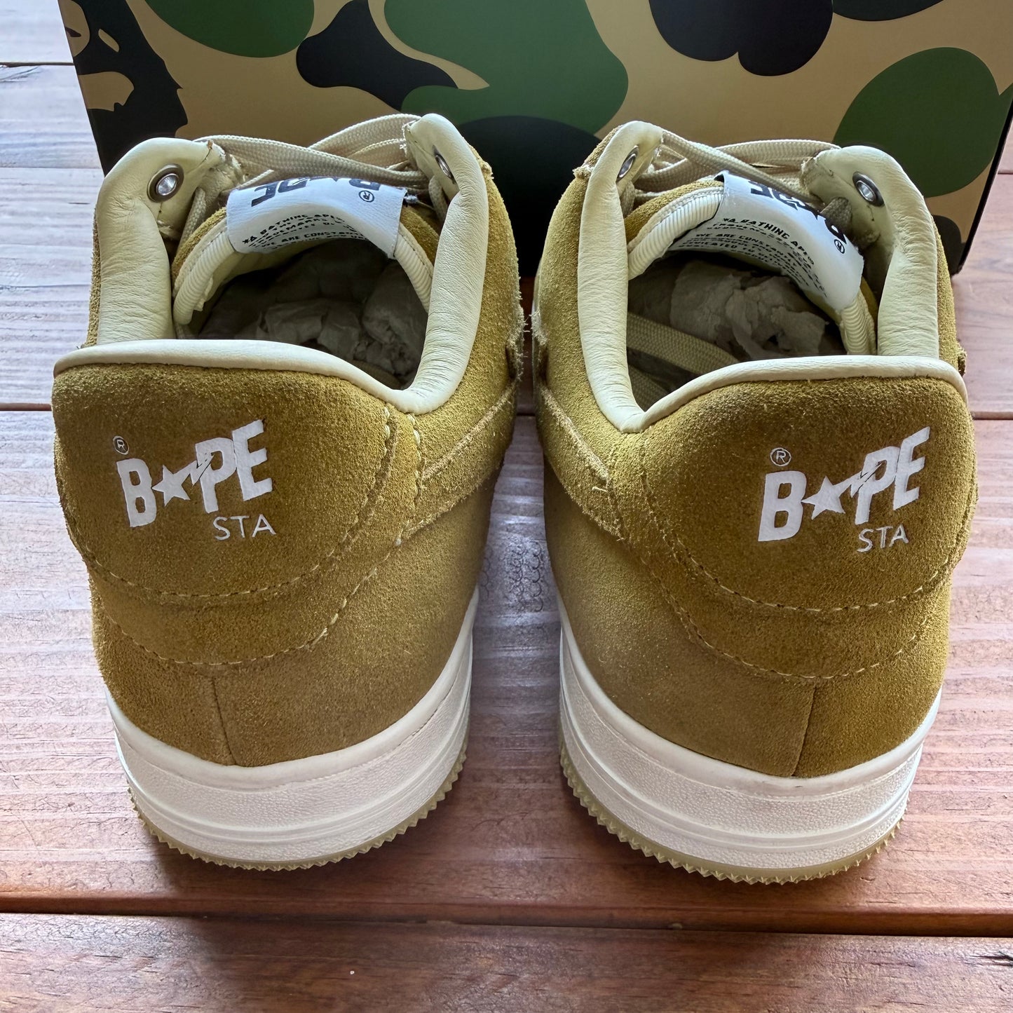 Size 8 - Bapesta #3 M1 'Beige' (Used)