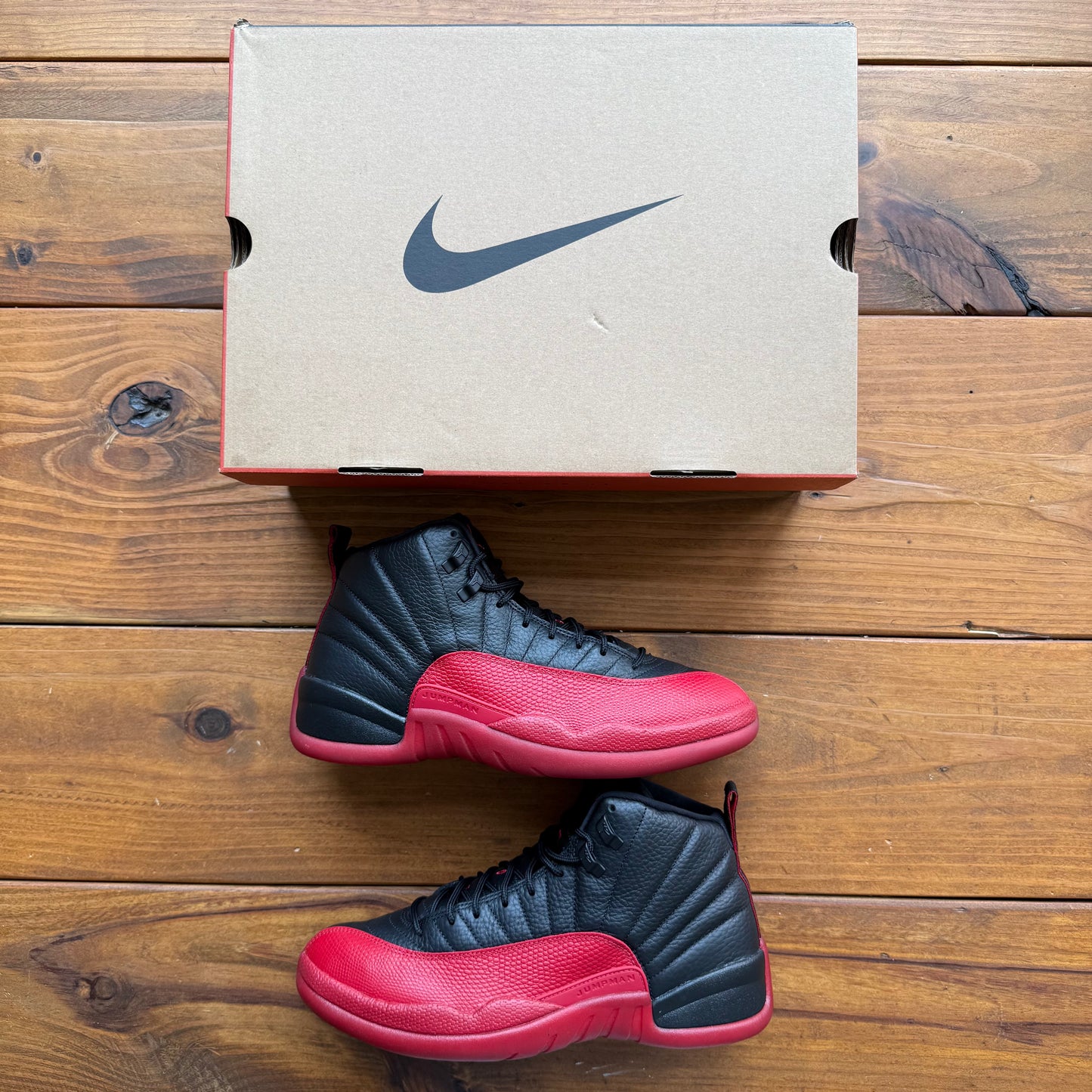 Größe 44.5 - Jordan 12 Retro 'Flu Game' 2025 (Gebraucht)