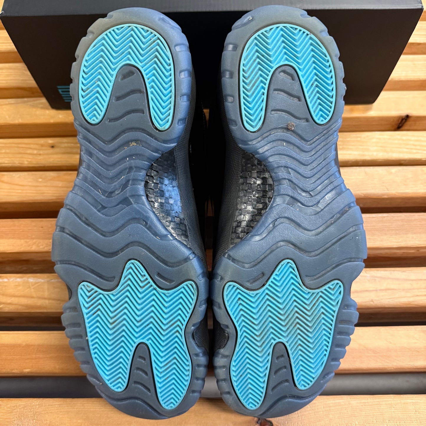 Jordan 11 Retro 'Gamma Blue' 2025 (Used) - Size 12