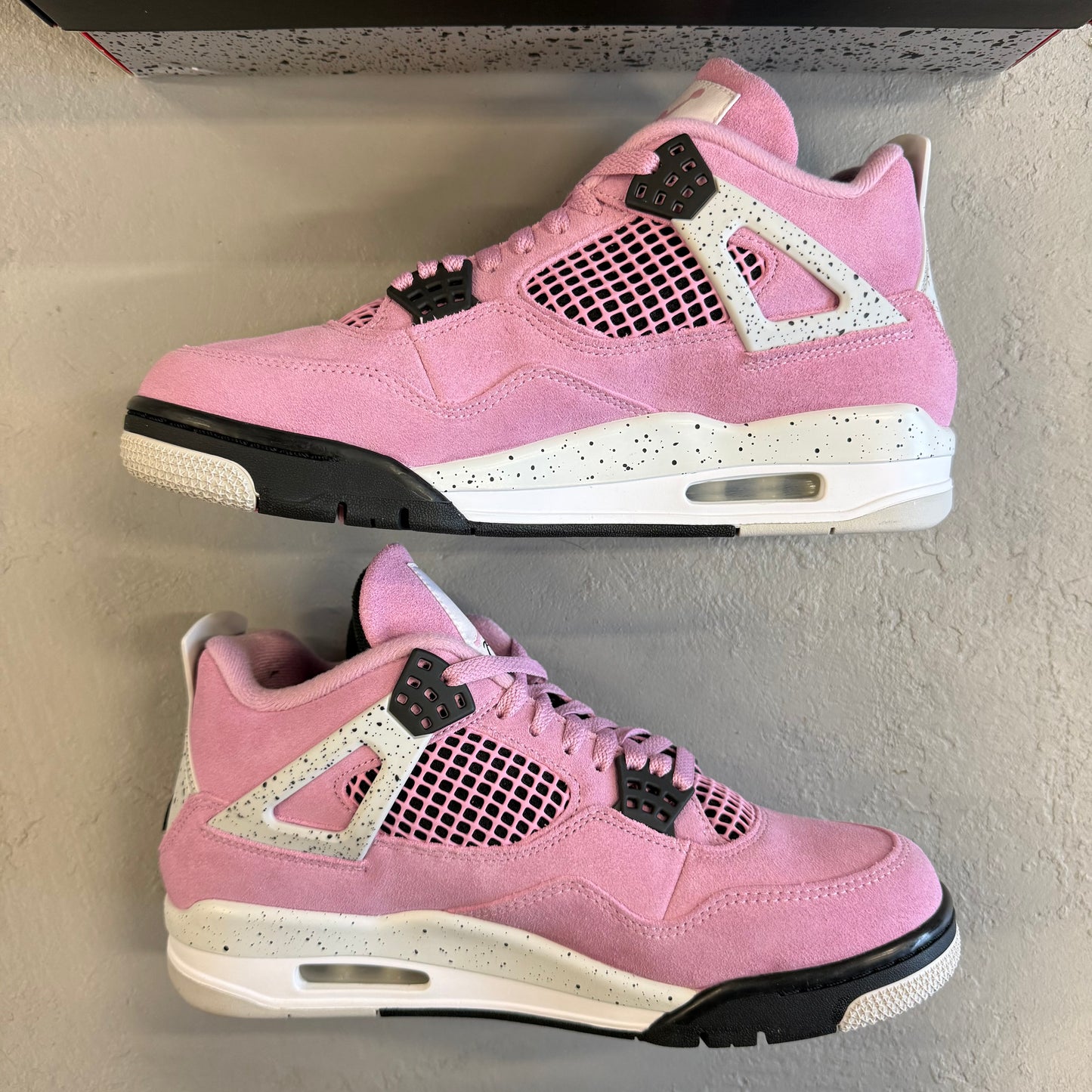 Size 10W/8.5M - Wmns Jordan 4 Retro 'Orchid' (Used)