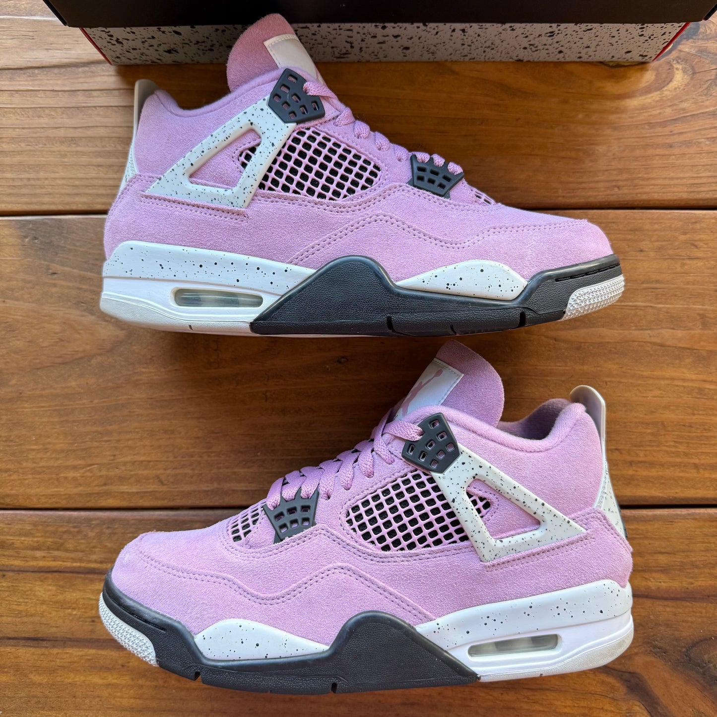SIZE 9.5W/8M - Wmns Jordan 4 Retro 'Orchid' (Used)