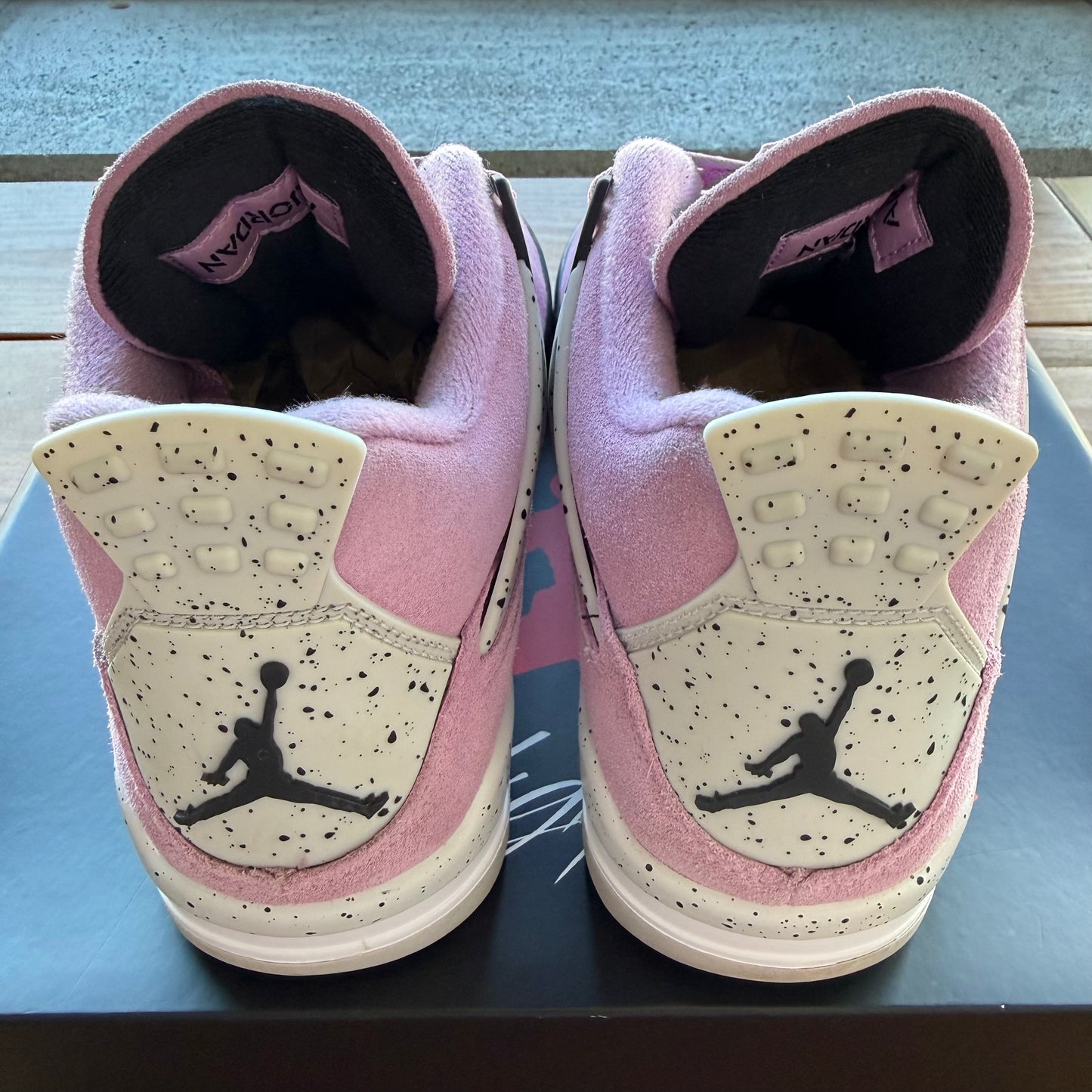 SIZE 9.5W/8M - Wmns Jordan 4 Retro 'Orchid' (Used)