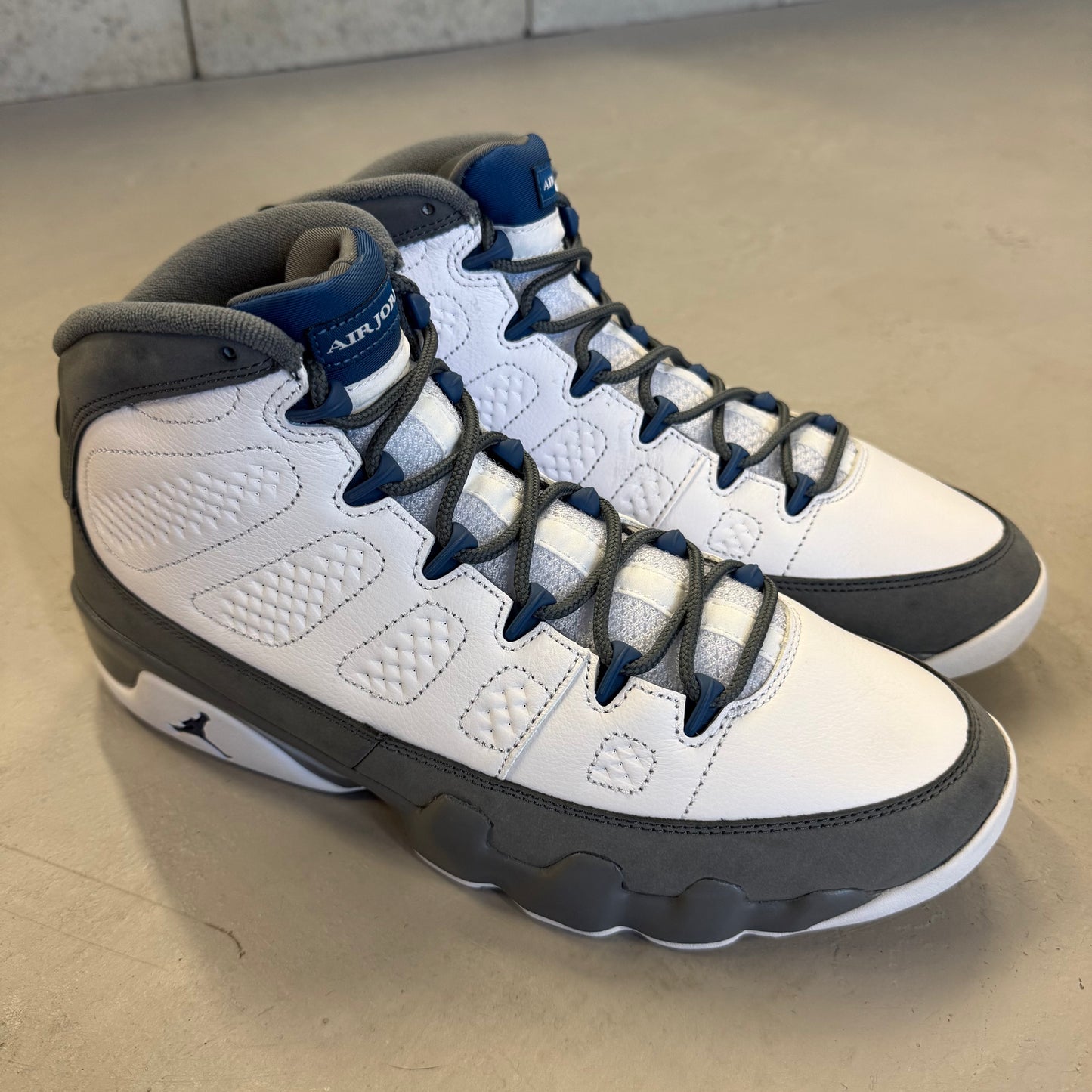 Size 11 - Jordan 9 Retro 'Flint Grey' 2026 (Used)