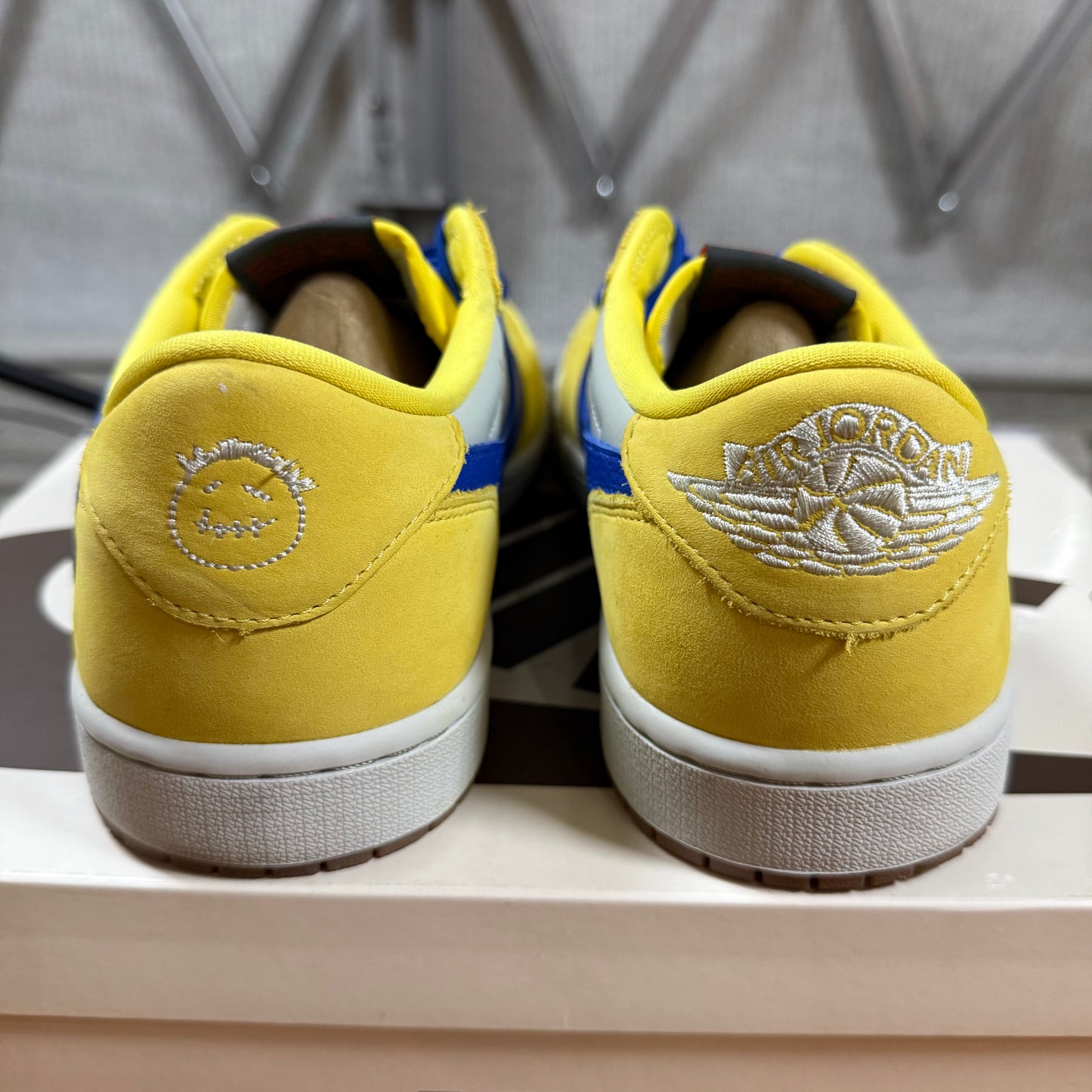 SIZE 11.5W/10M - Travis Scott x Wmns Jordan 1 Retro Low OG SP 'Canary' (Used)