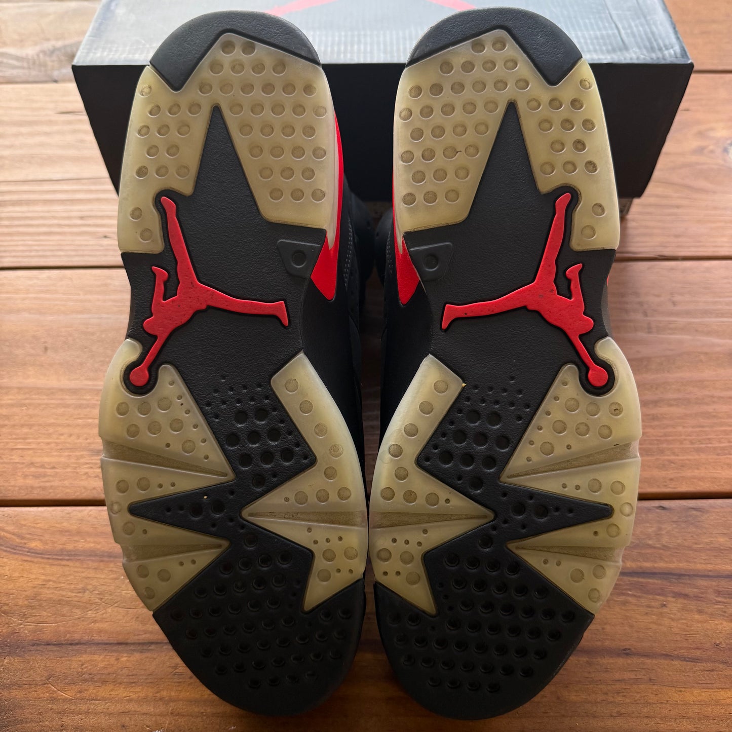 SIZE 12 - Jordan 6 Retro 'Infrared' 2019 (Used)