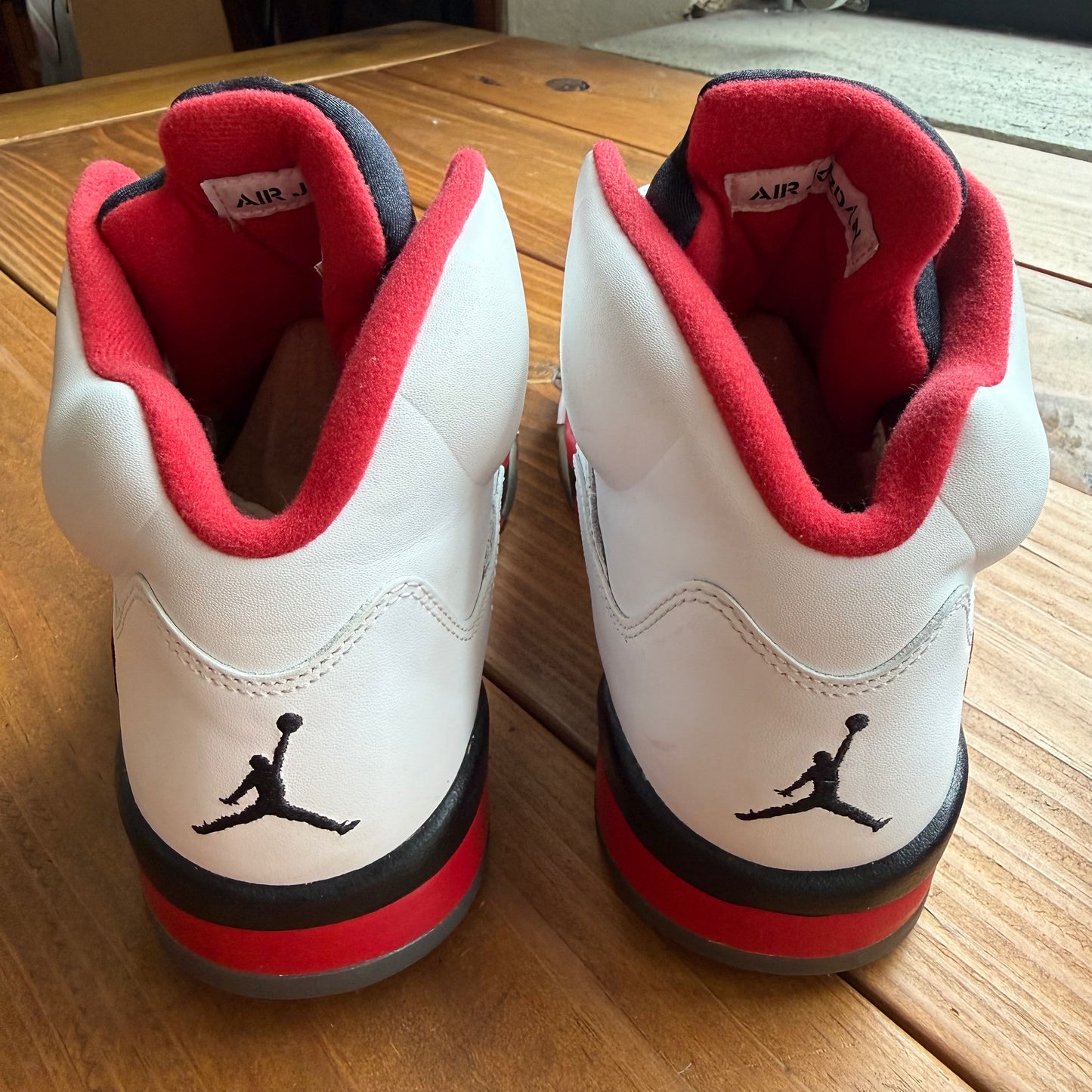 Size 10 - Jordan 5 Retro 'Fire Red' 2013 (Used)