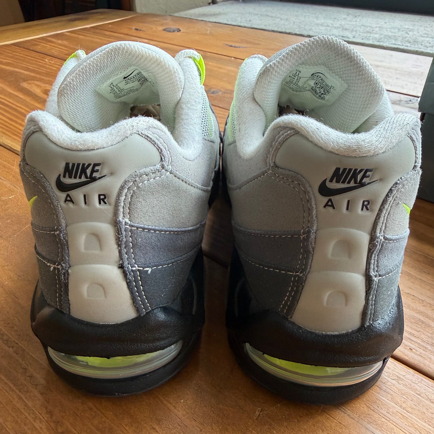 Size 11 - Air Max 95 OG 'Big Bubble - Neon' 2025 / 2026 (Used)