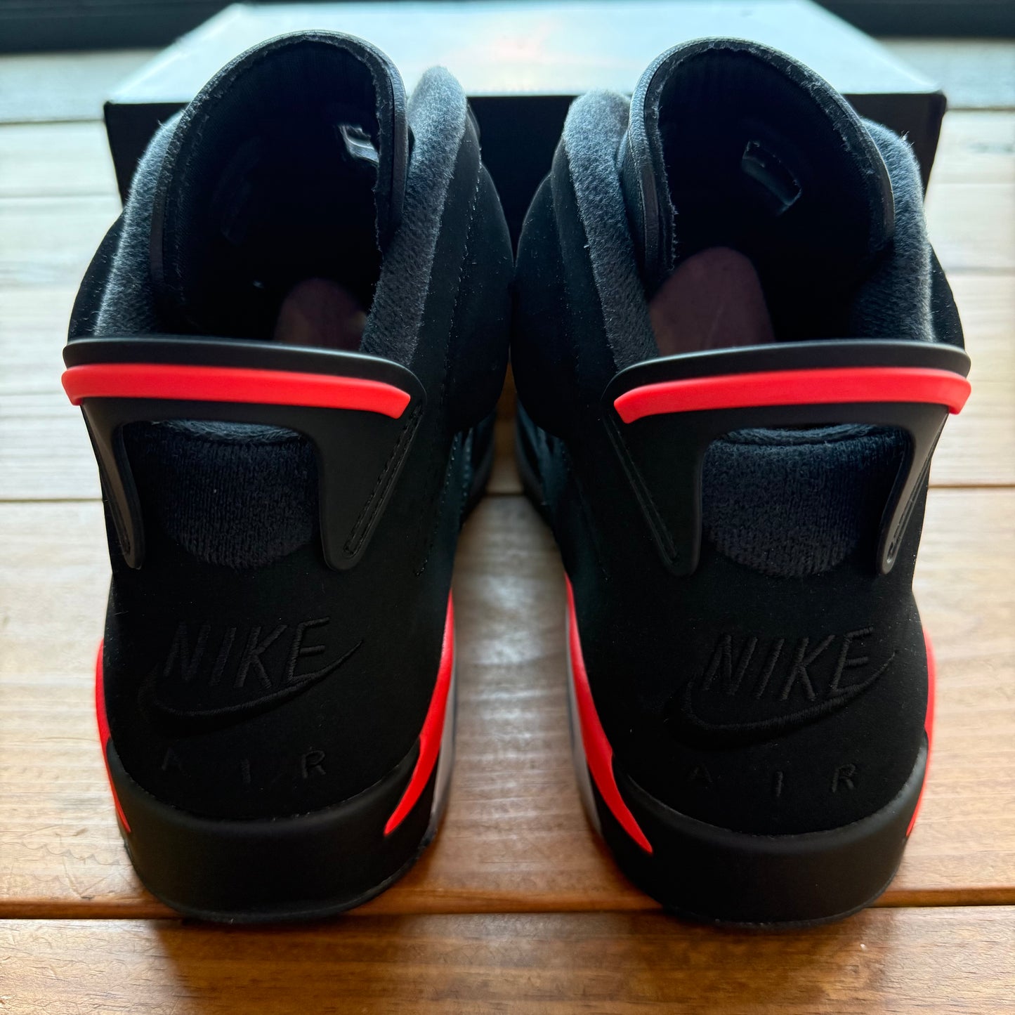 Size 10.5 - Jordan 6 Retro 'Infrared' 2019 (Used)