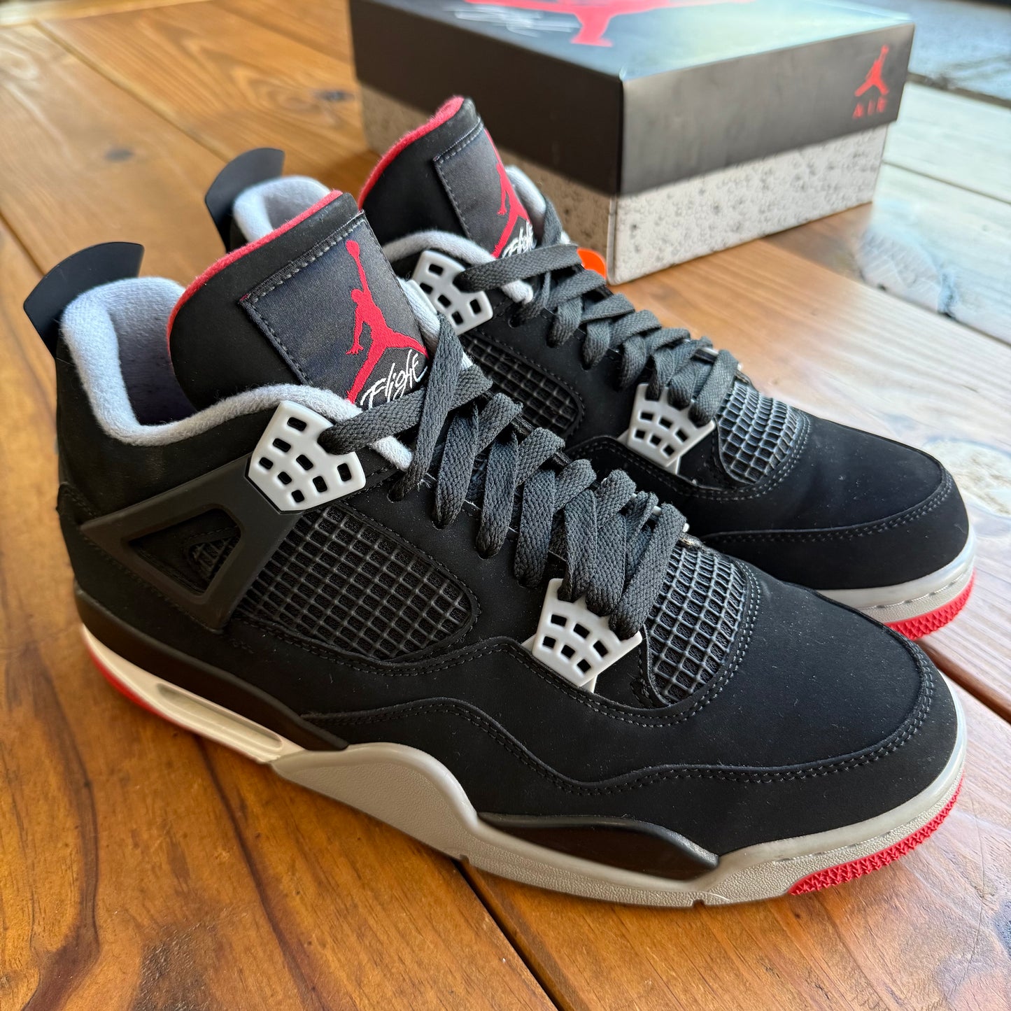 Größe 10 – Jordan 4 Retro OG 'Bred' 2019 (Gebraucht)