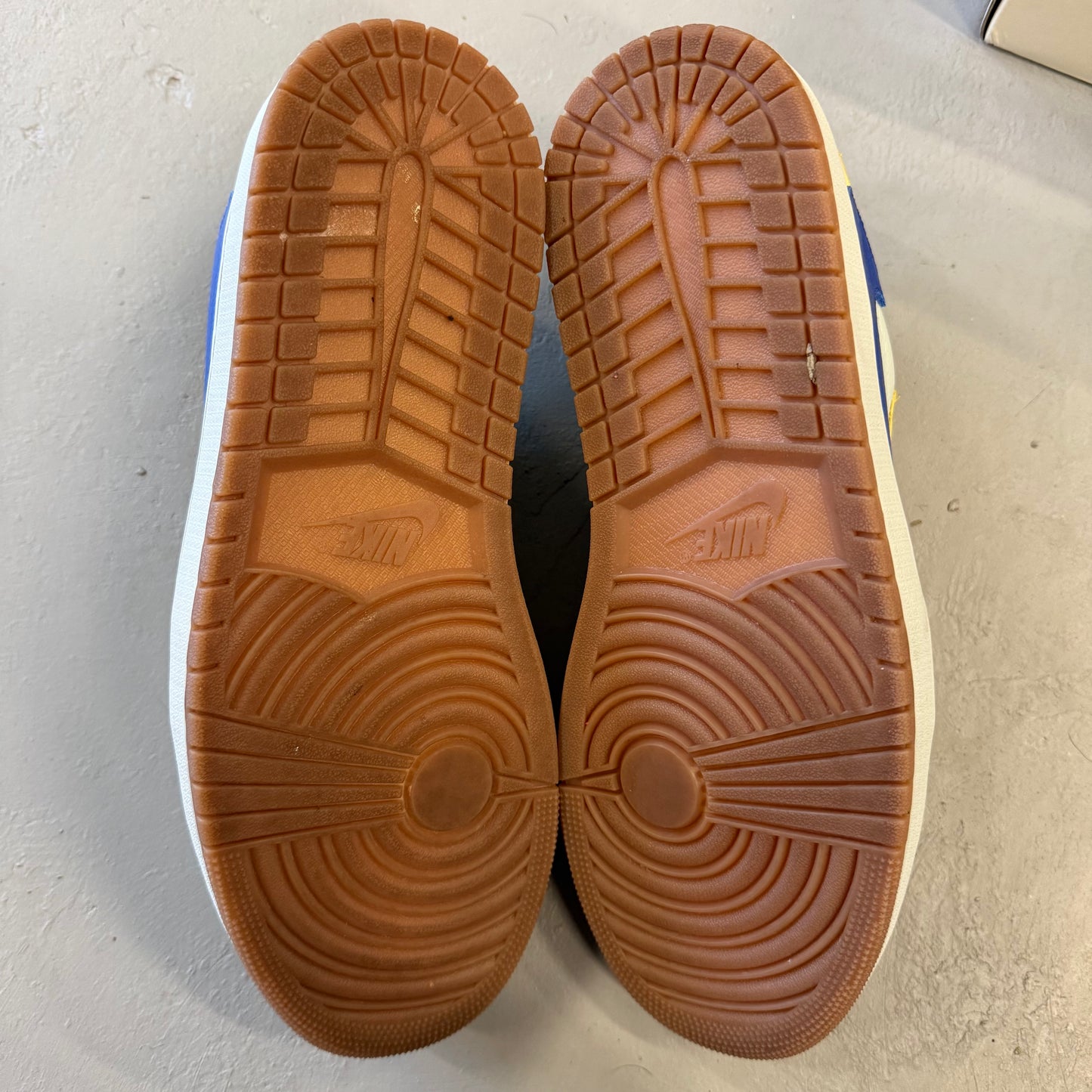 Size 13W/11.5M - Travis Scott x Wmns Jordan 1 Retro Low OG SP 'Canary' (Used)