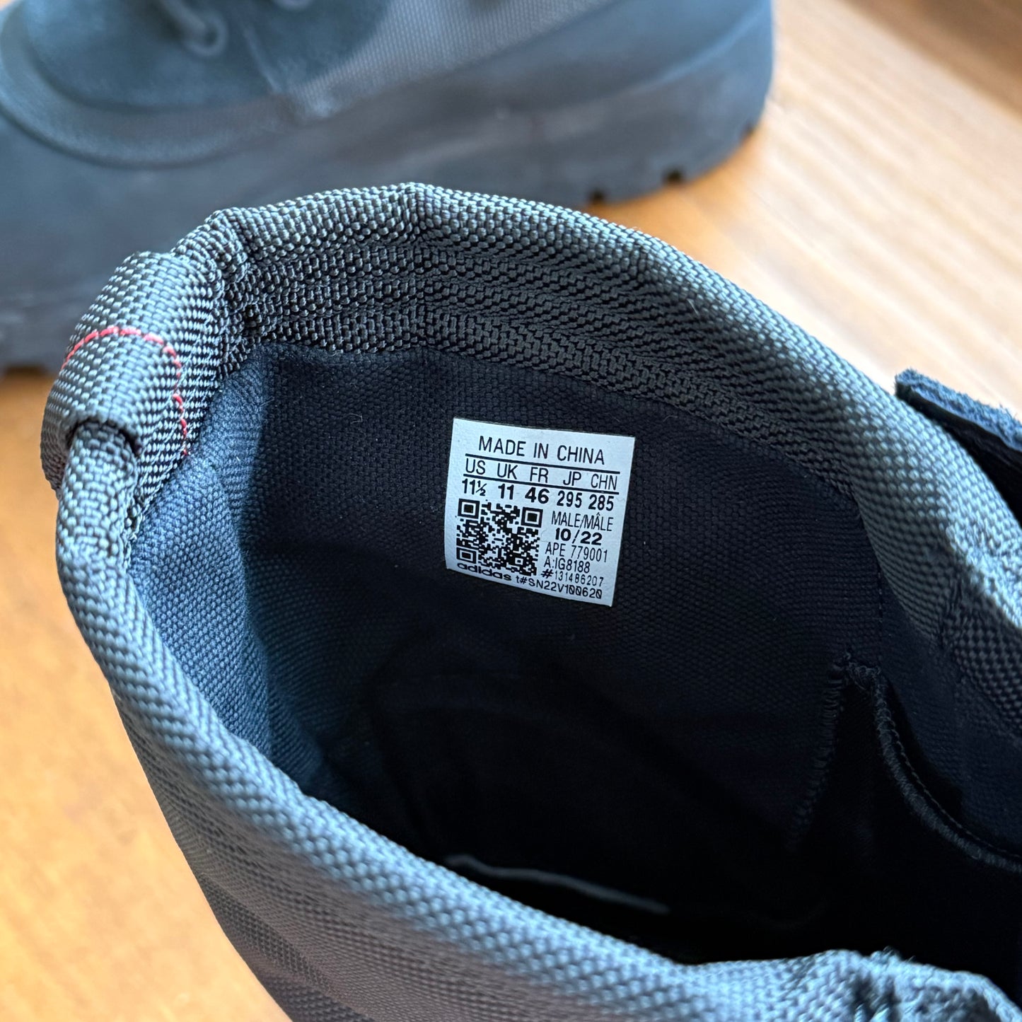 Size 11.5 - Yeezy 950 Boot 'Pirate' 2023 (Used)