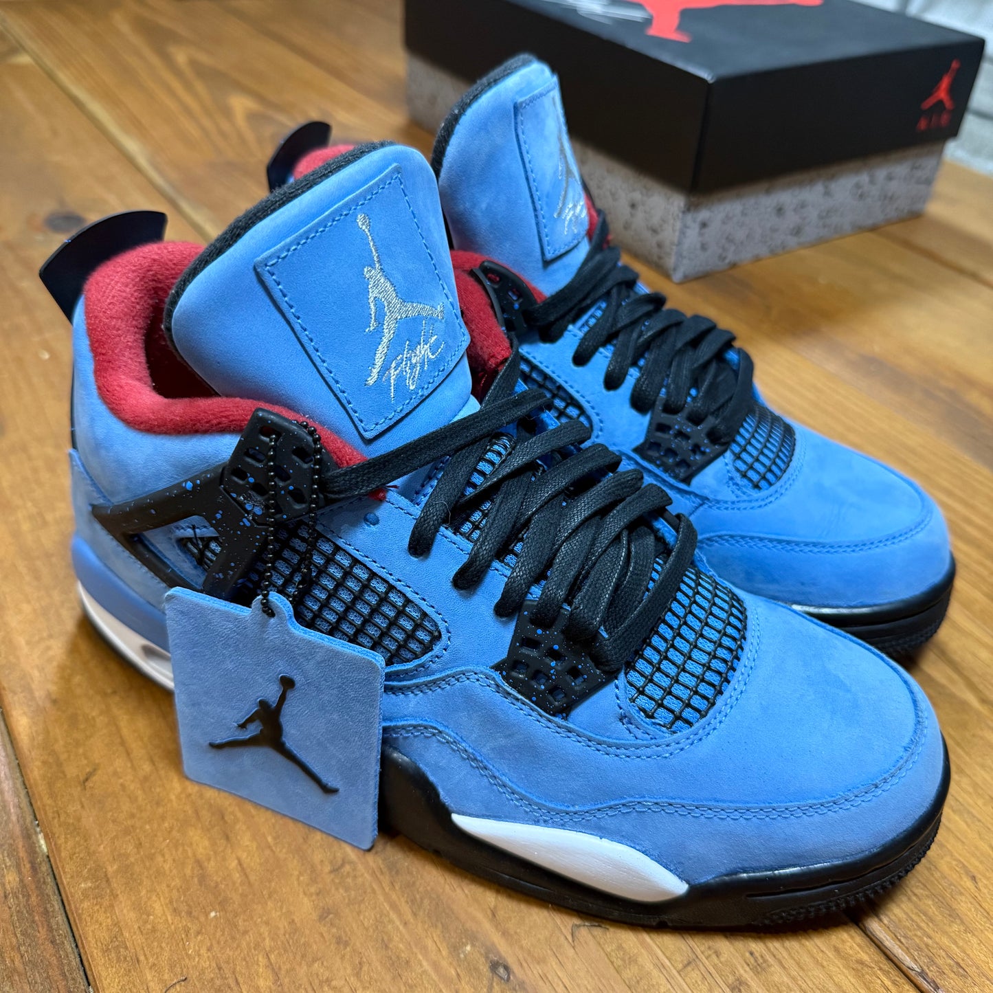 SIZE 8 - Travis Scott x Jordan 4 Retro 'Cactus Jack' (Used)