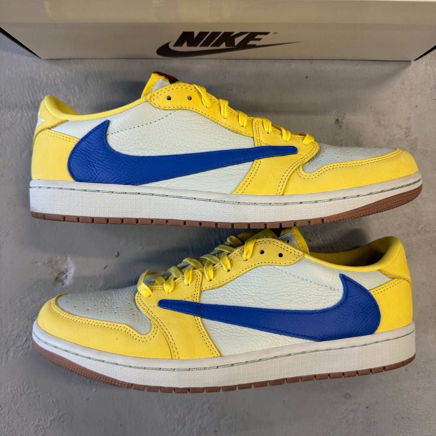 Size 13W/11.5M - Travis Scott x Wmns Jordan 1 Retro Low OG SP 'Canary' (Used)