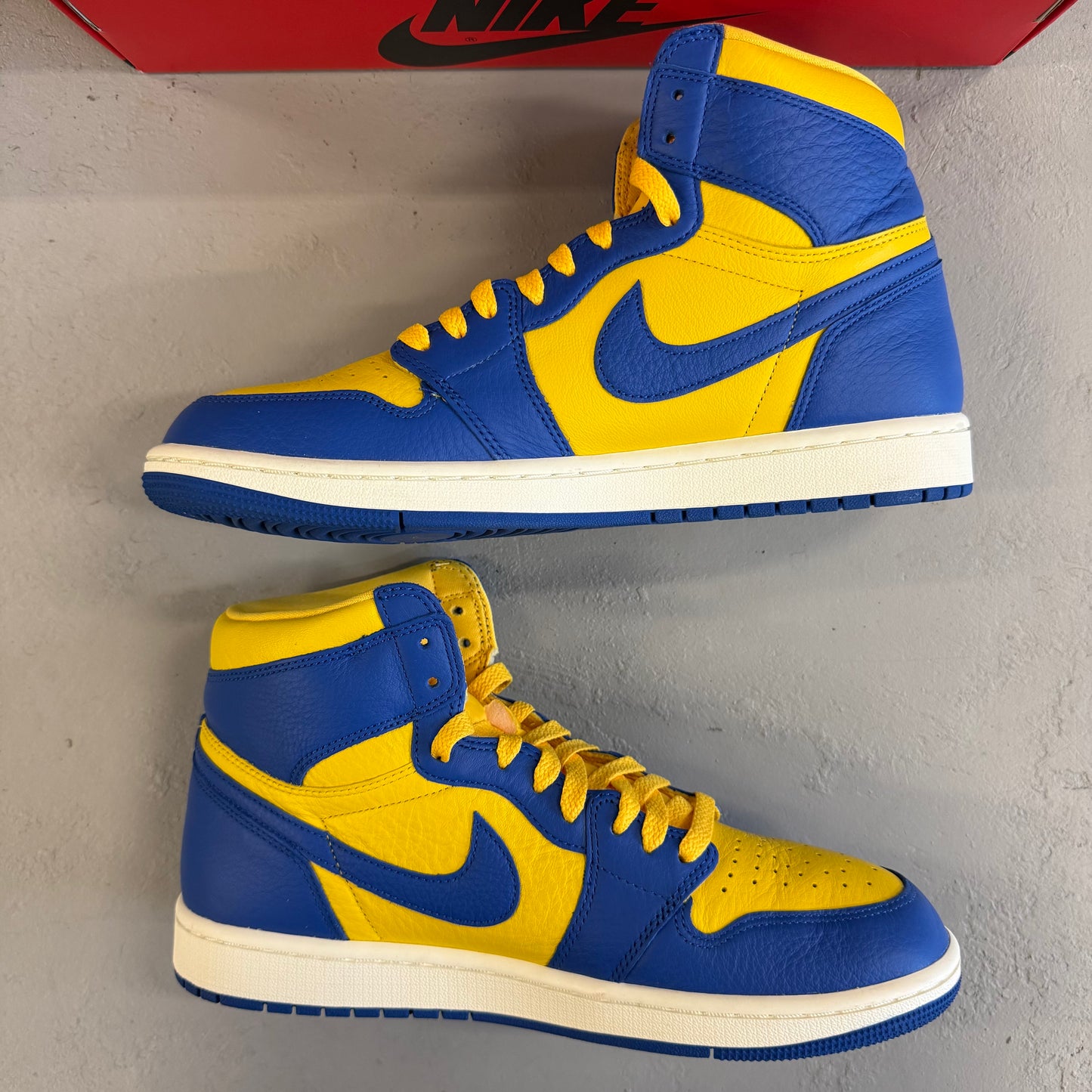 Size 10.5W/9M - Wmns Jordan 1 Retro High OG 'Reverse Laney' (Used)