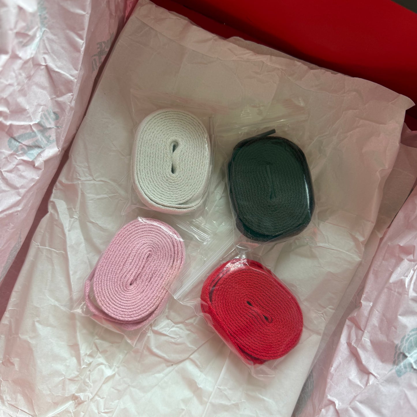 Size 10.5 - Travis Scott x Jordan 1 Retro High OG 'Mocha' (Used)