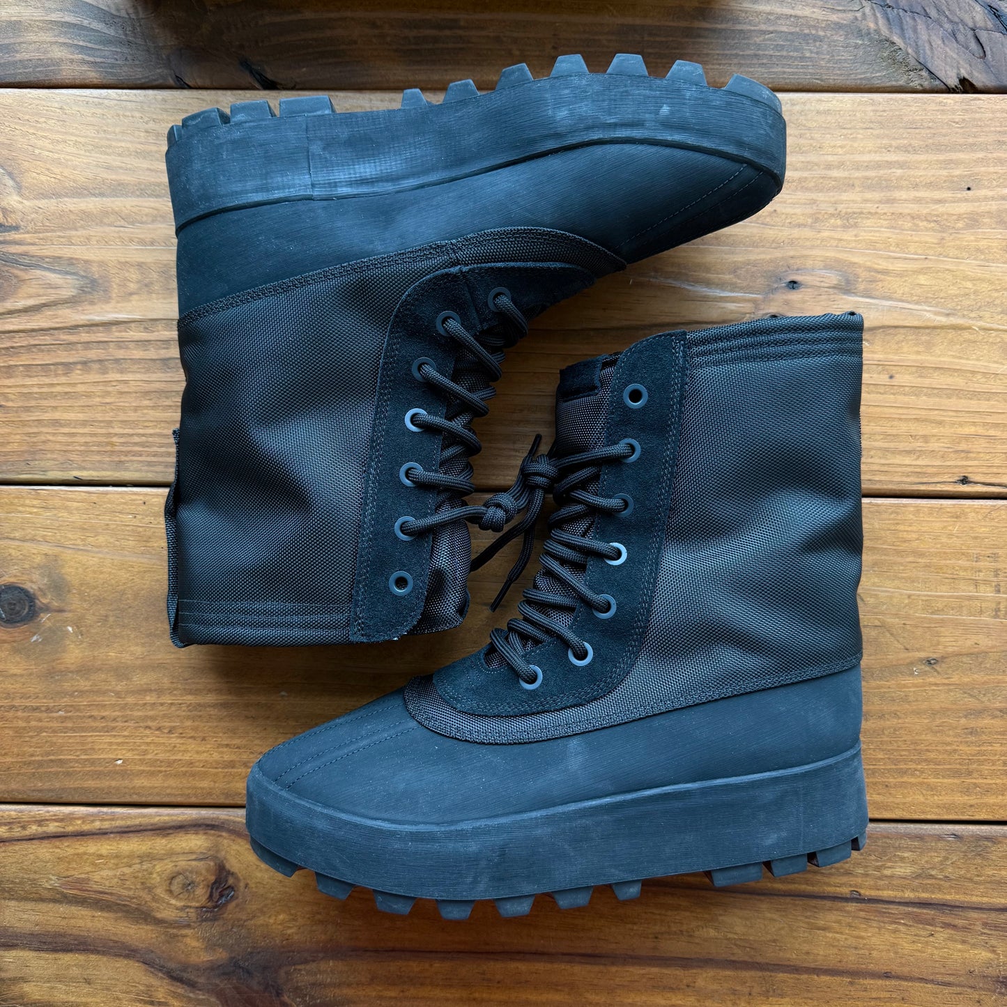 Size 11.5 - Yeezy 950 Boot 'Pirate' 2023 (Used)