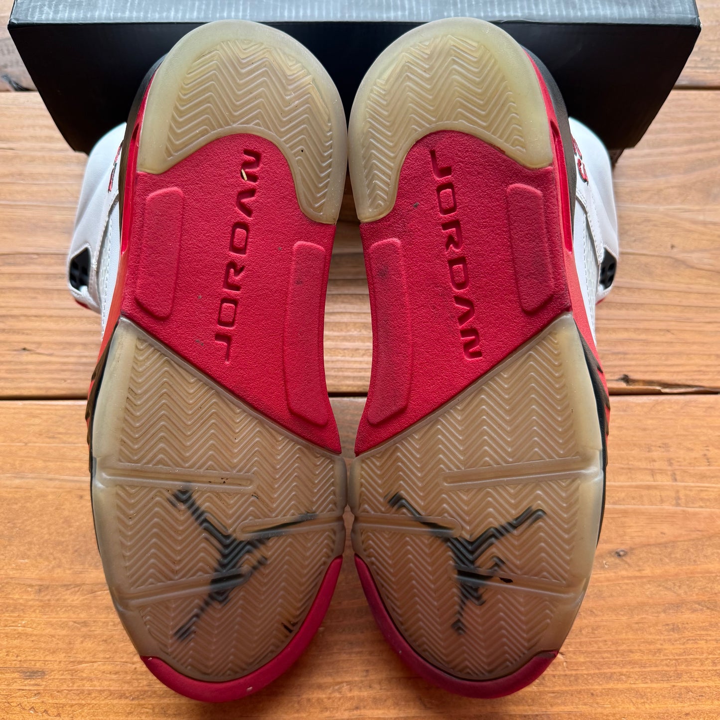 Size 10 - Jordan 5 Retro 'Fire Red' 2013 (Used)