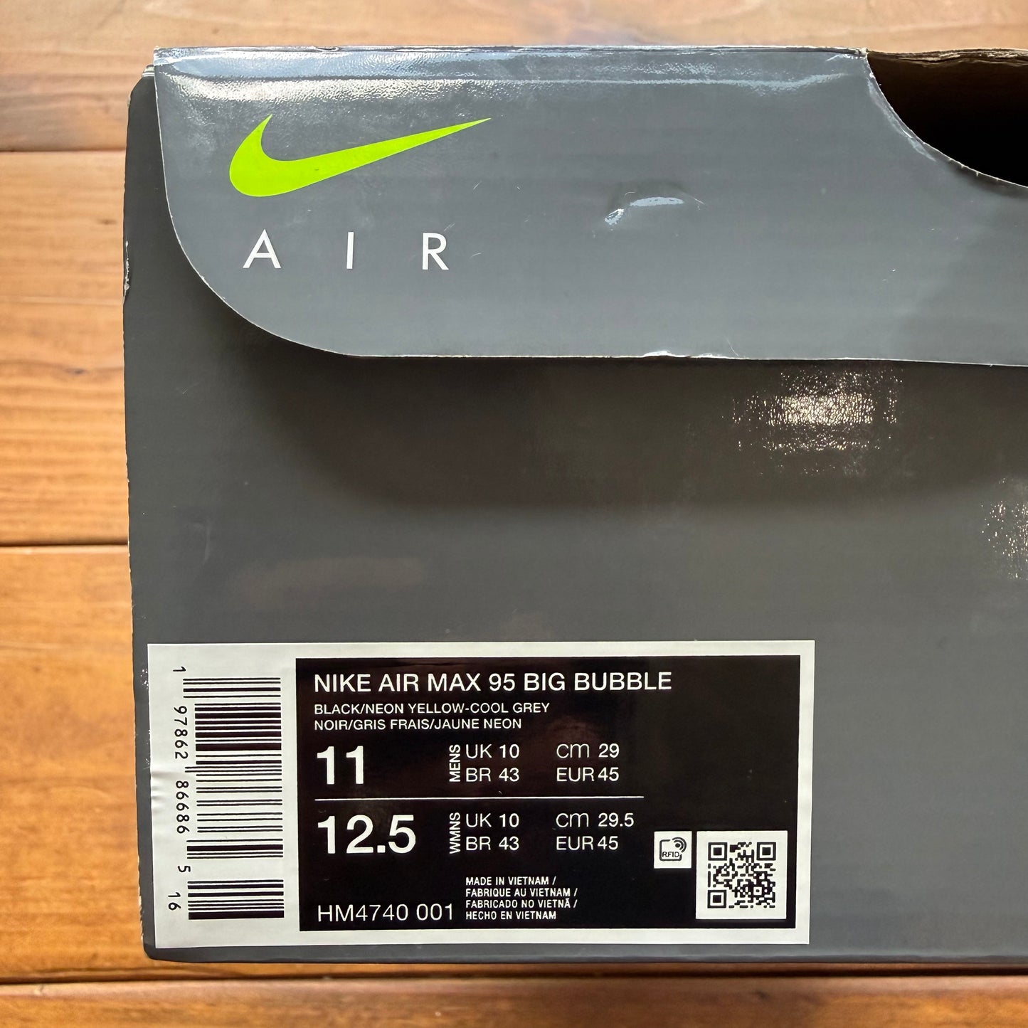 Size 11 - Air Max 95 OG 'Big Bubble - Neon' 2025 / 2026 (Used)
