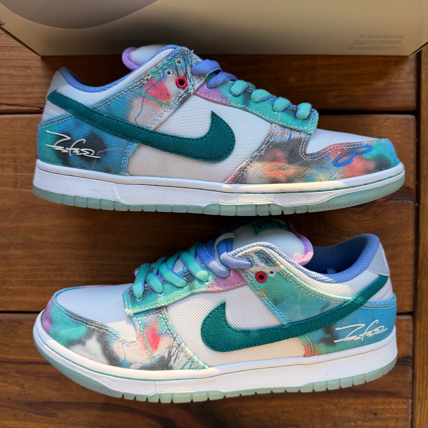 SIZE 8.5 - Futura Laboratories x Dunk Low SB 'Bleached Aqua' (Used)